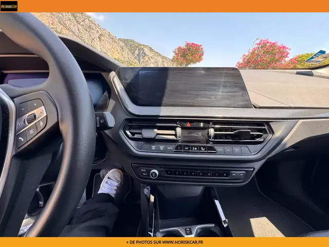 BMW 1 Series view 20