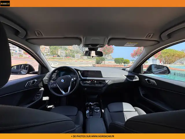BMW 1 Series view 15