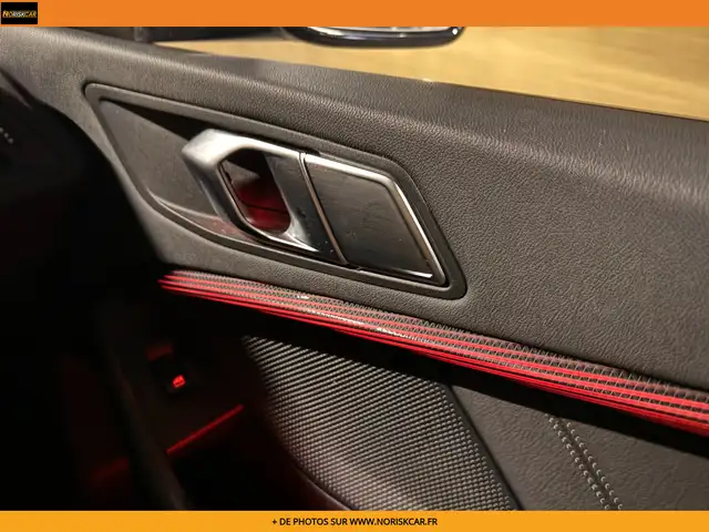 BMW 1 Series view 28