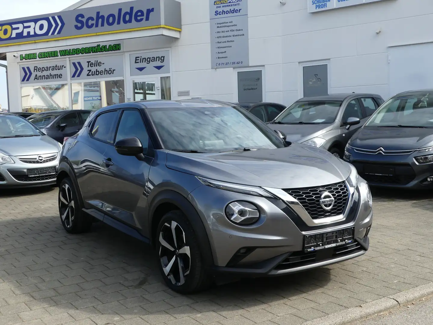 NISSAN Juke
