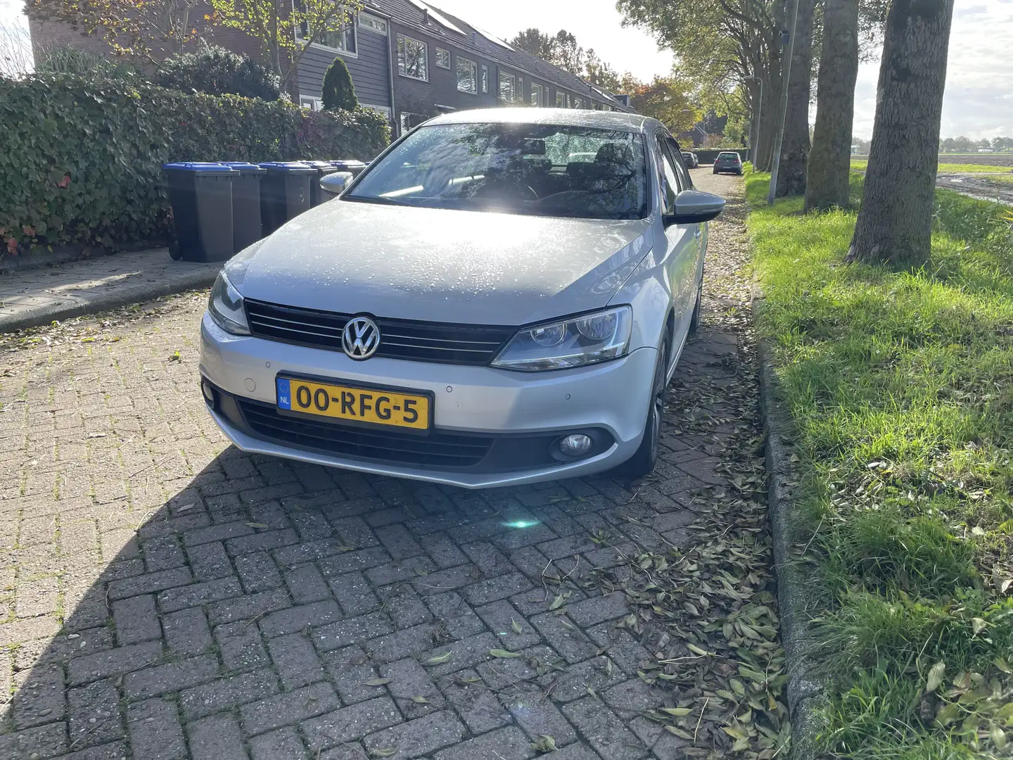 Volkswagen Jetta 1.2 TSI BlueMotion Technology Comfortline - 2