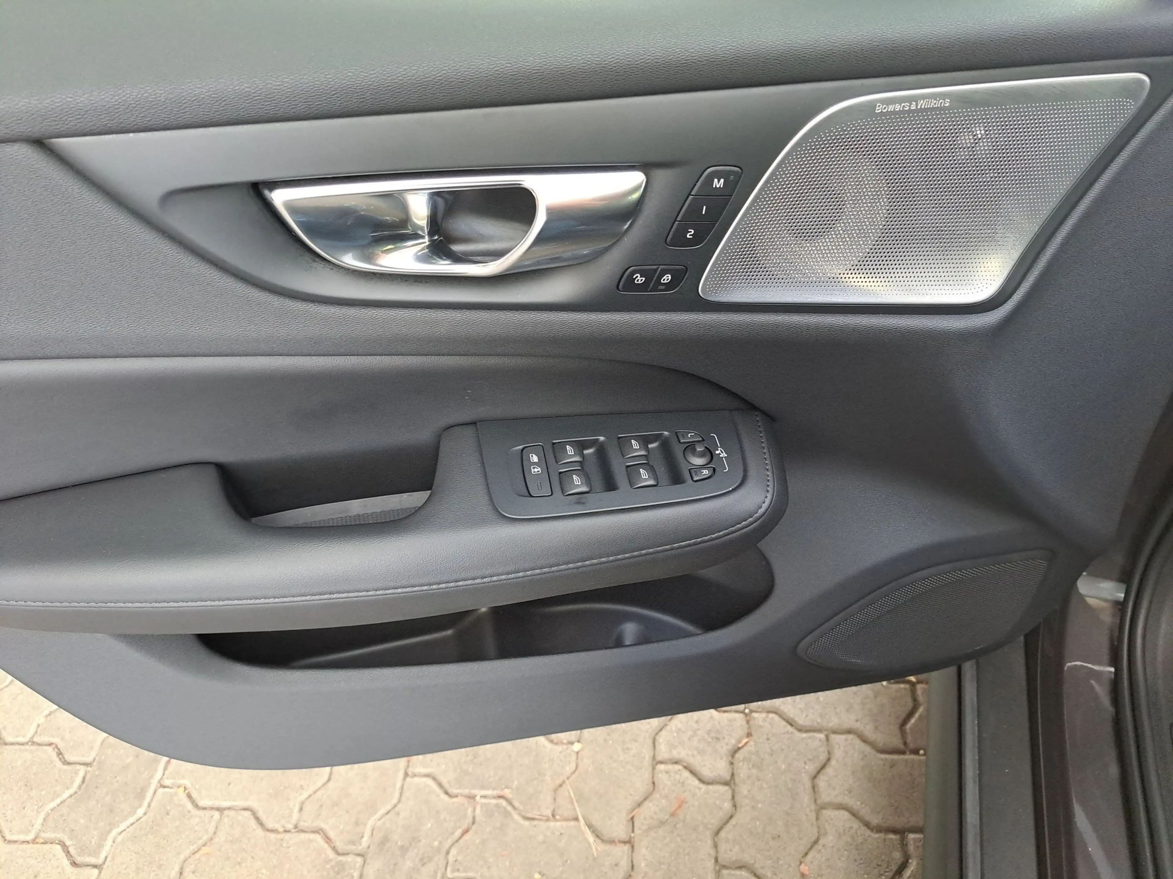 Volvo V60 Cross Country B5 B AWD Ultimate 360GradKamera+Soundsystem — photo 6