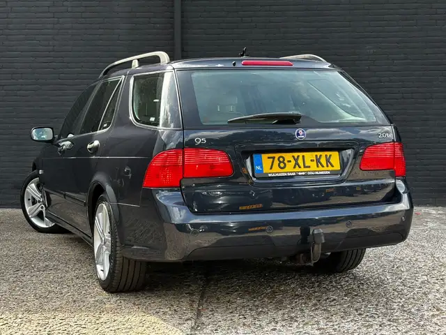 Saab 9-5 view 5