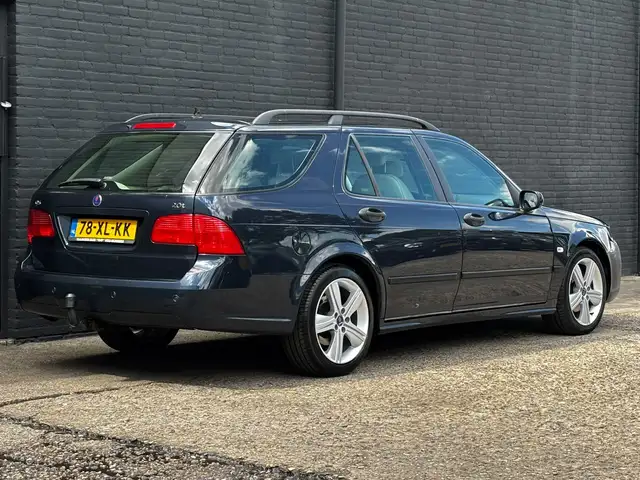 Saab 9-5 view 9