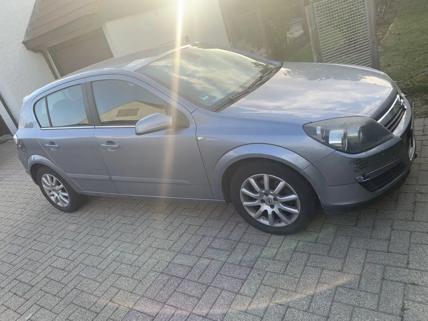 Opel Astra 1.4i XE 16v Elegance - 1