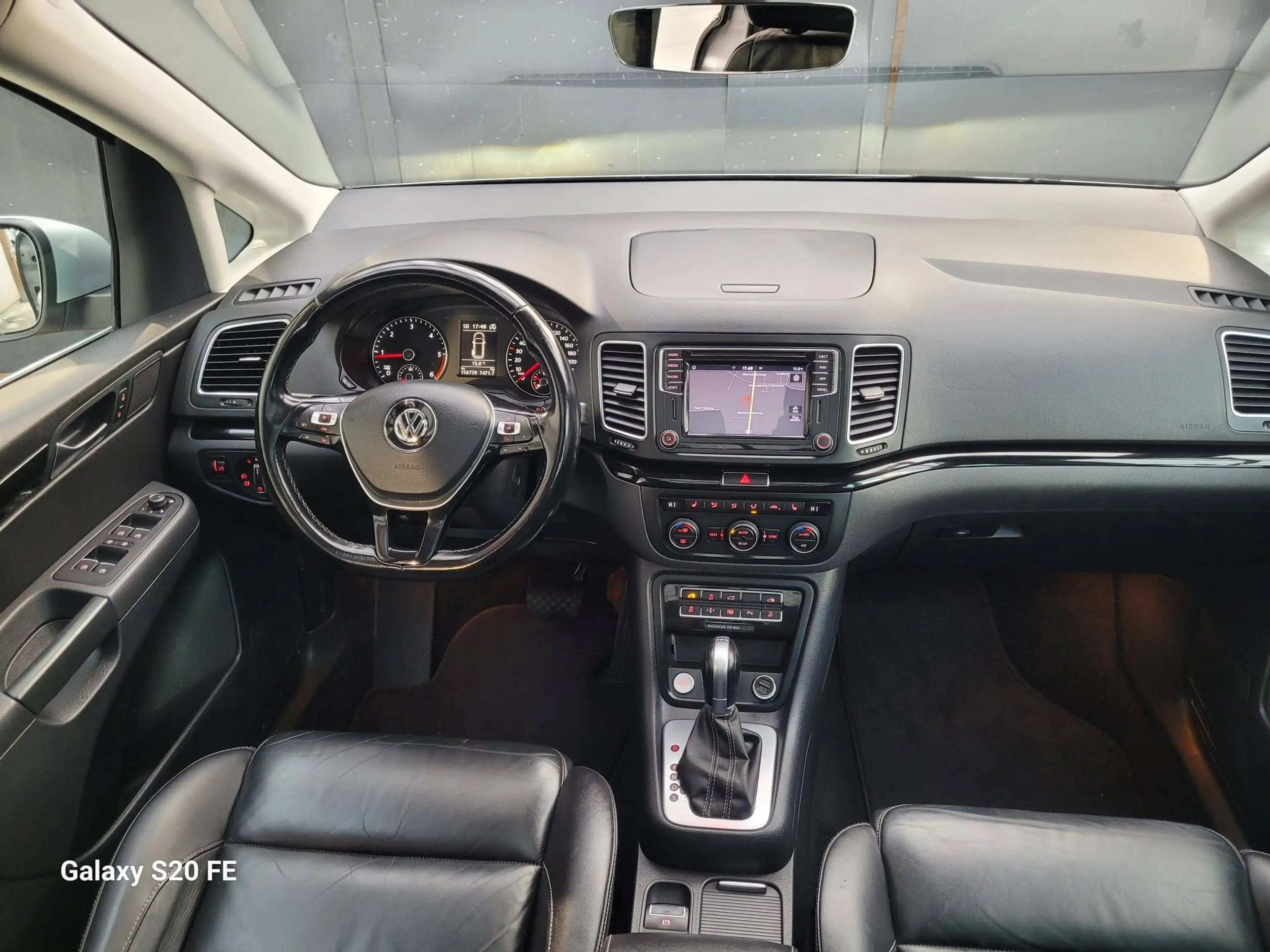 Volkswagen Sharan — photo 9