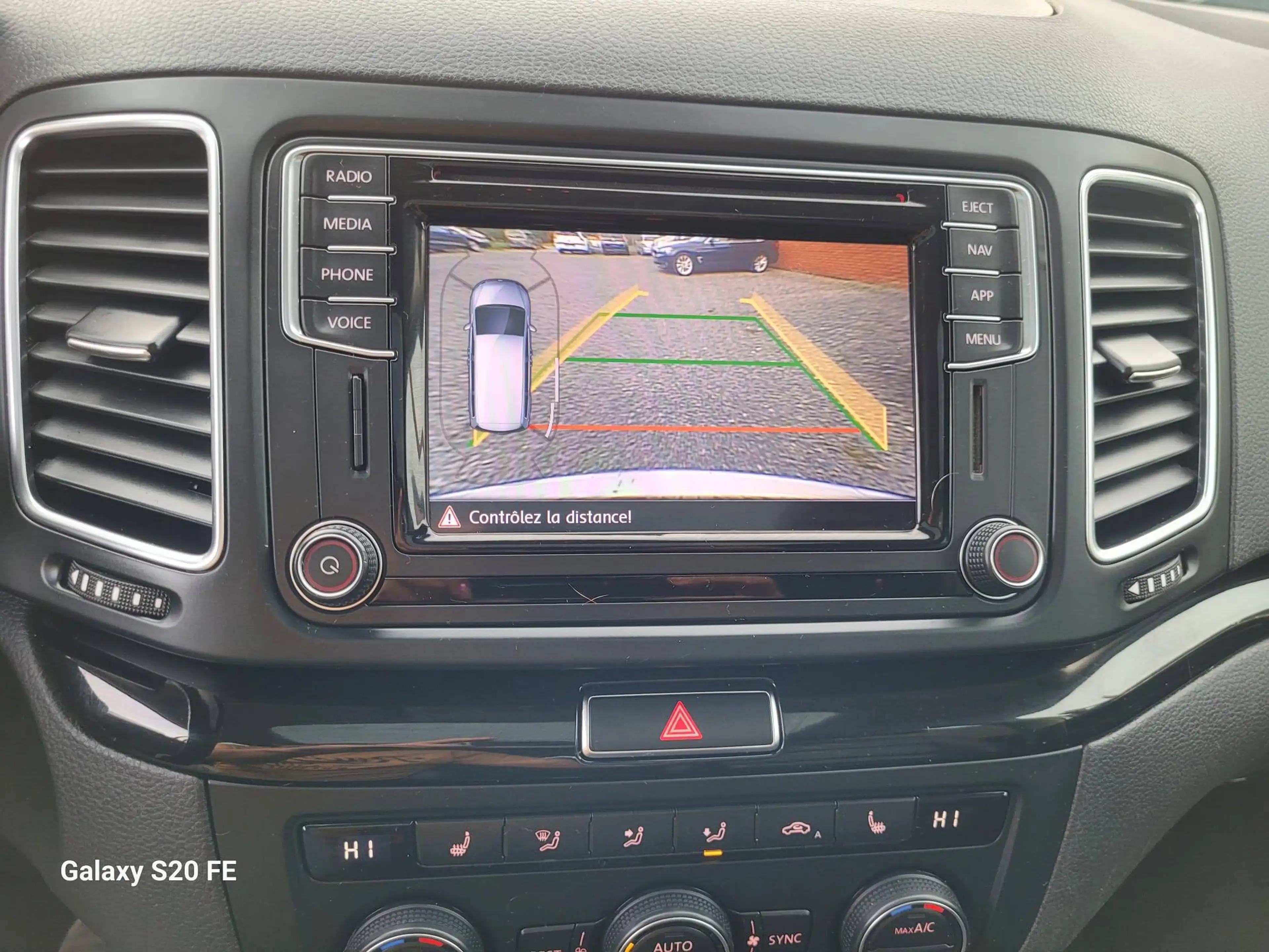 Volkswagen Sharan — photo 14