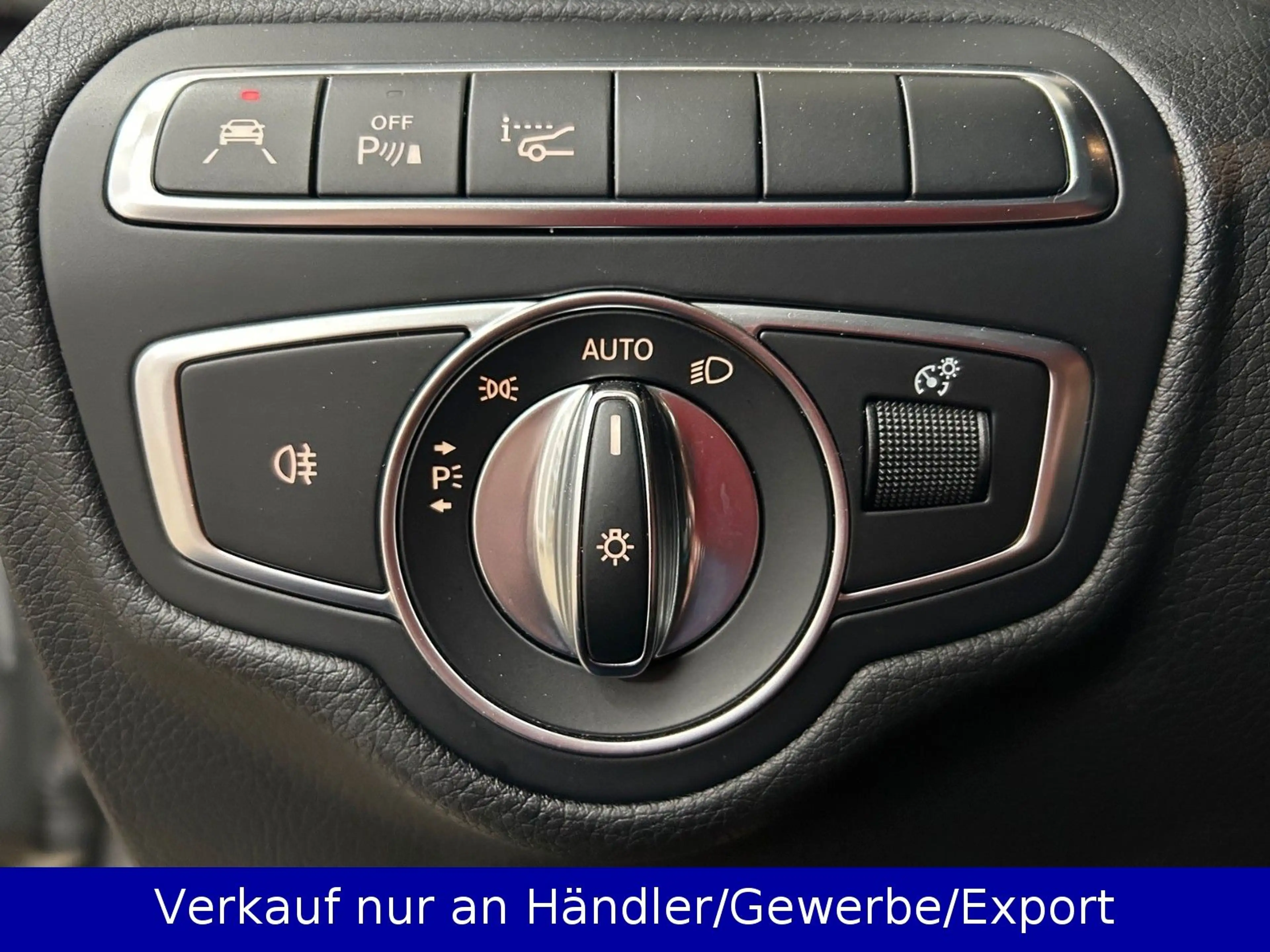 Mercedes-Benz GLC 350 d 4Matic Automatik LED Navi HuD SHZ PDC — photo 15