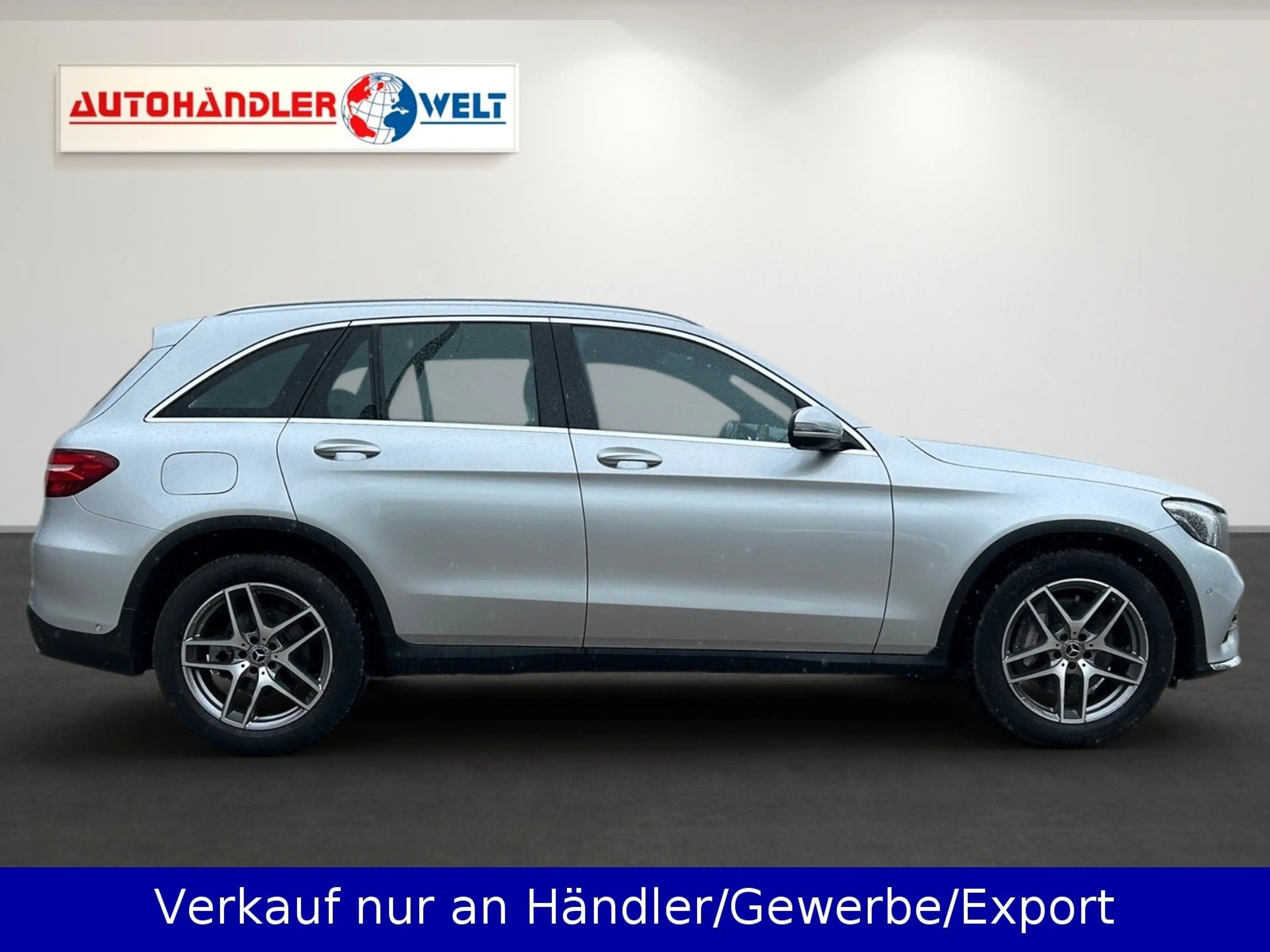 Mercedes-Benz GLC 350 d 4Matic Automatik LED Navi HuD SHZ PDC — photo 4