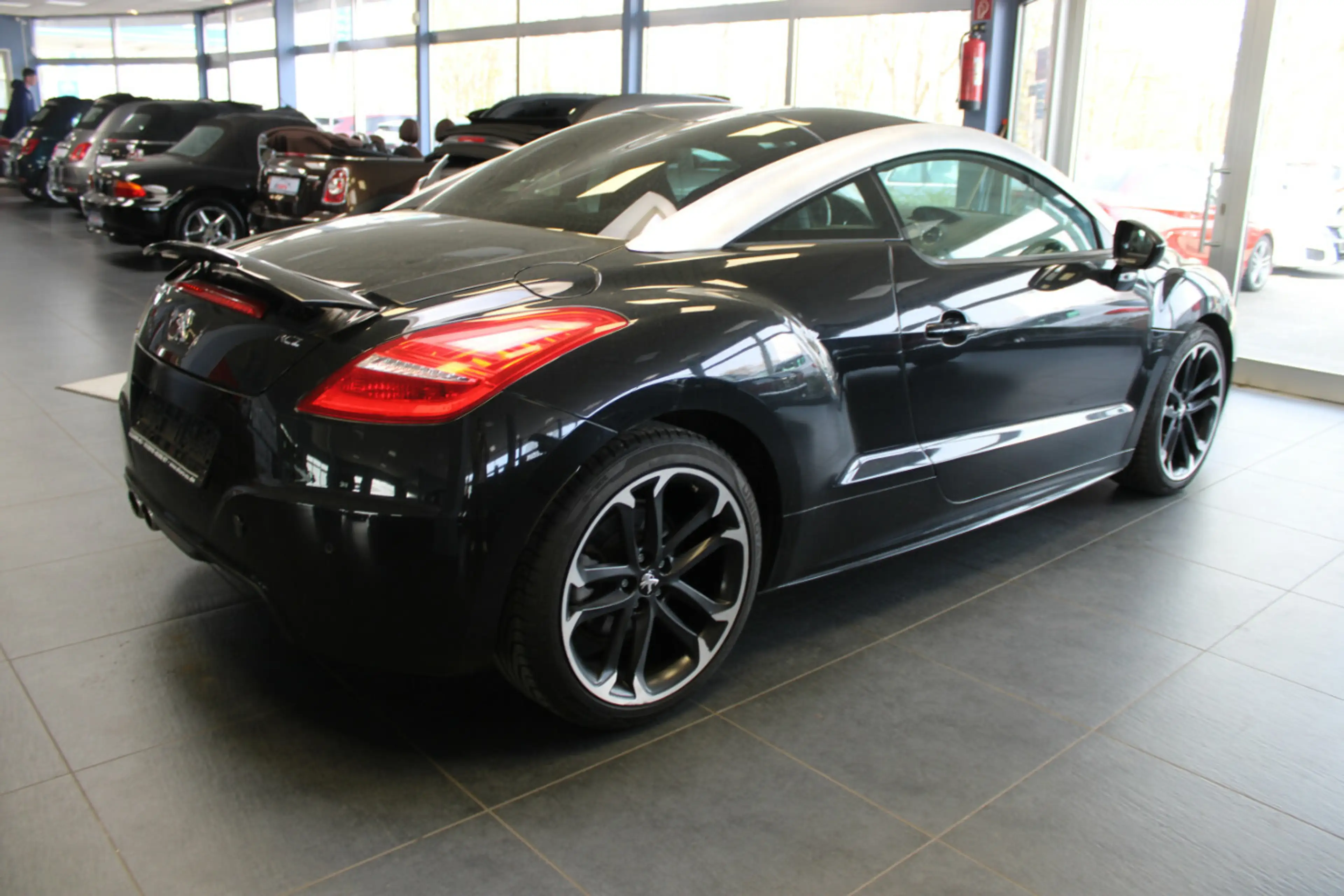 Peugeot RCZ 1.6 200 THP — photo 6
