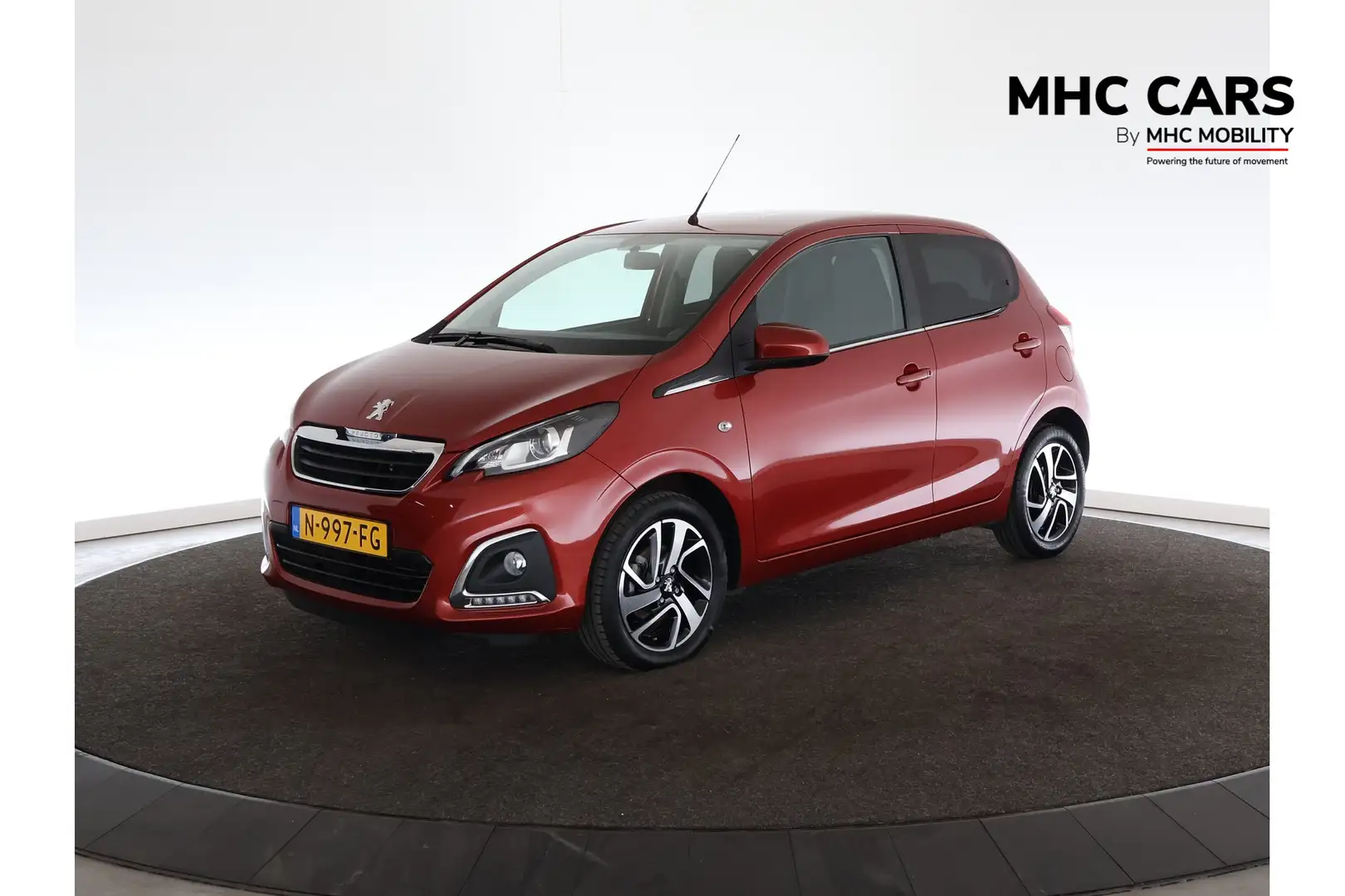 Peugeot 108 Allure 1.0 e-VTi 72pk Rood - 1