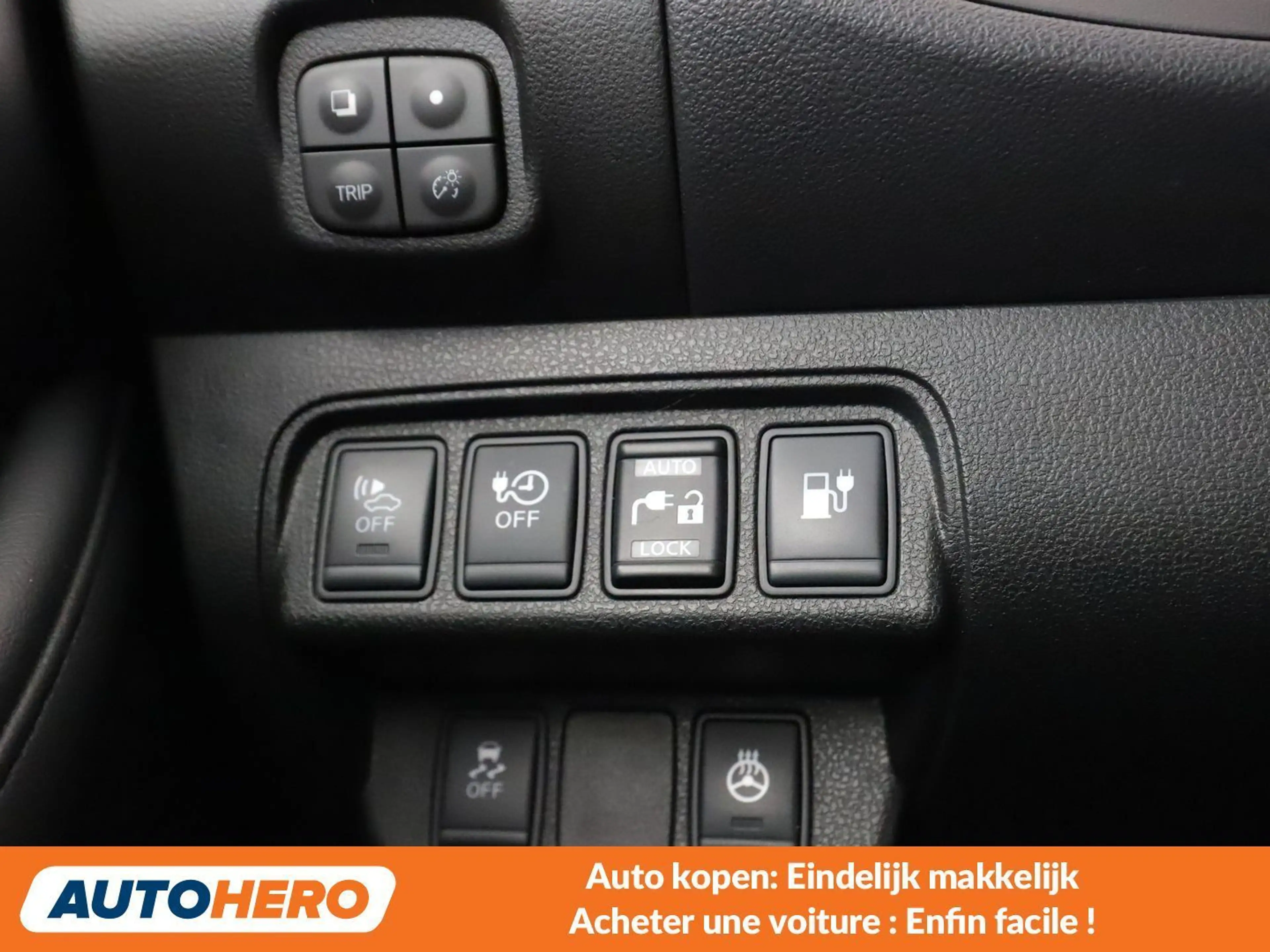 Nissan Leaf electric drive 80 kW Acenta — photo 13