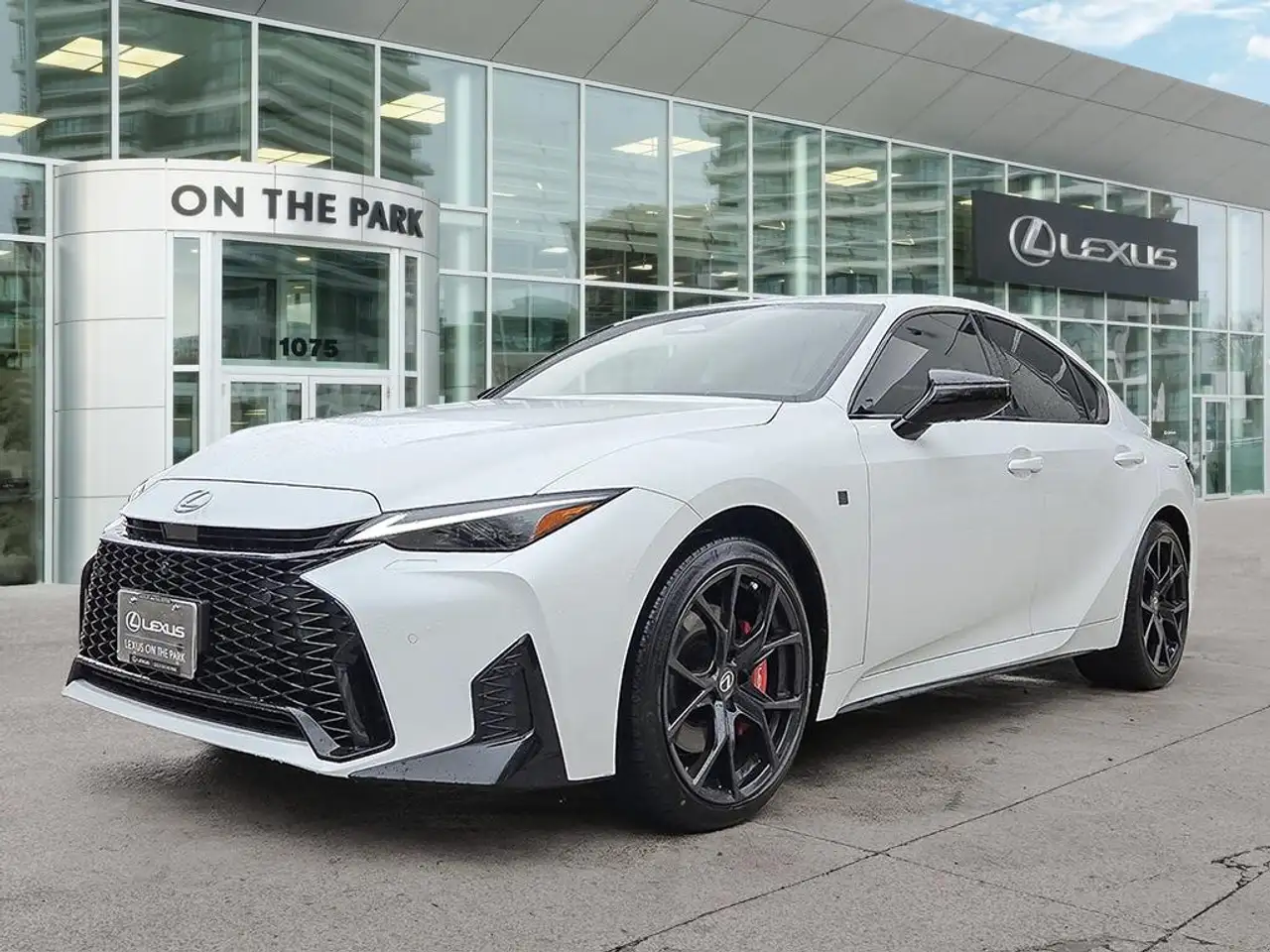 Lexus IS снимка Lexus IS