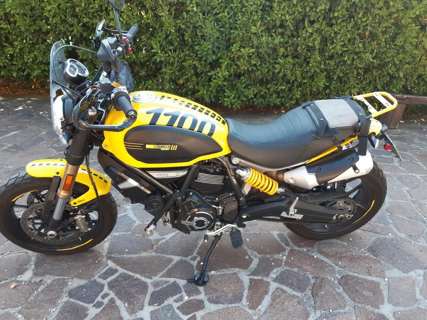 Ducati Scrambler 1100 Galben - 2