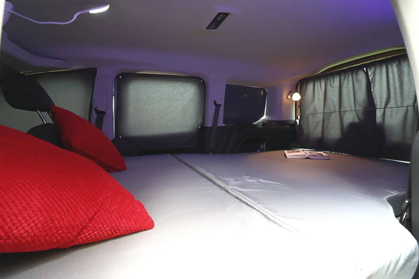 Volkswagen Caddy (California) Camper extra gr.Bett + Sitzecke uvm Brun - 2
