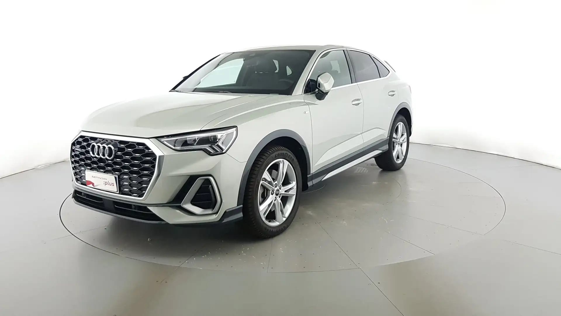 Audi Q3 Sportback 40 2.0 tdi S line edition quattro 193cv Argento - 1