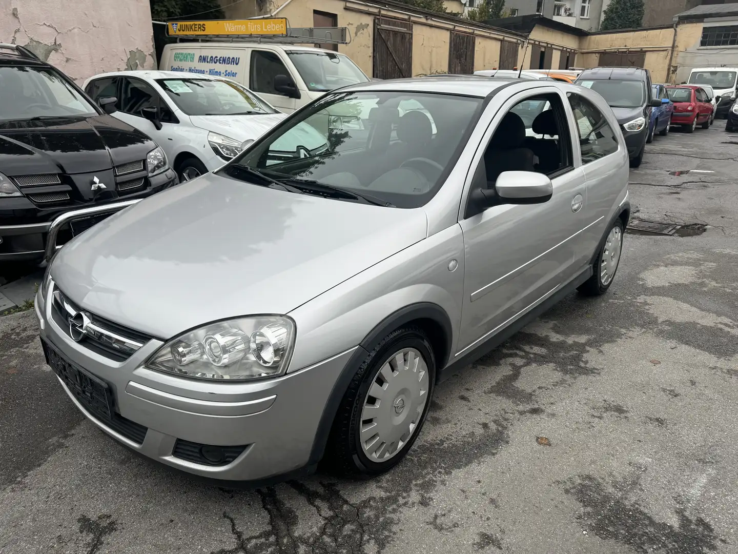 Opel Corsa Edition*Klimaaut.*2.Hand*Steuerkette NEU*nur 64tkm Grau - 1