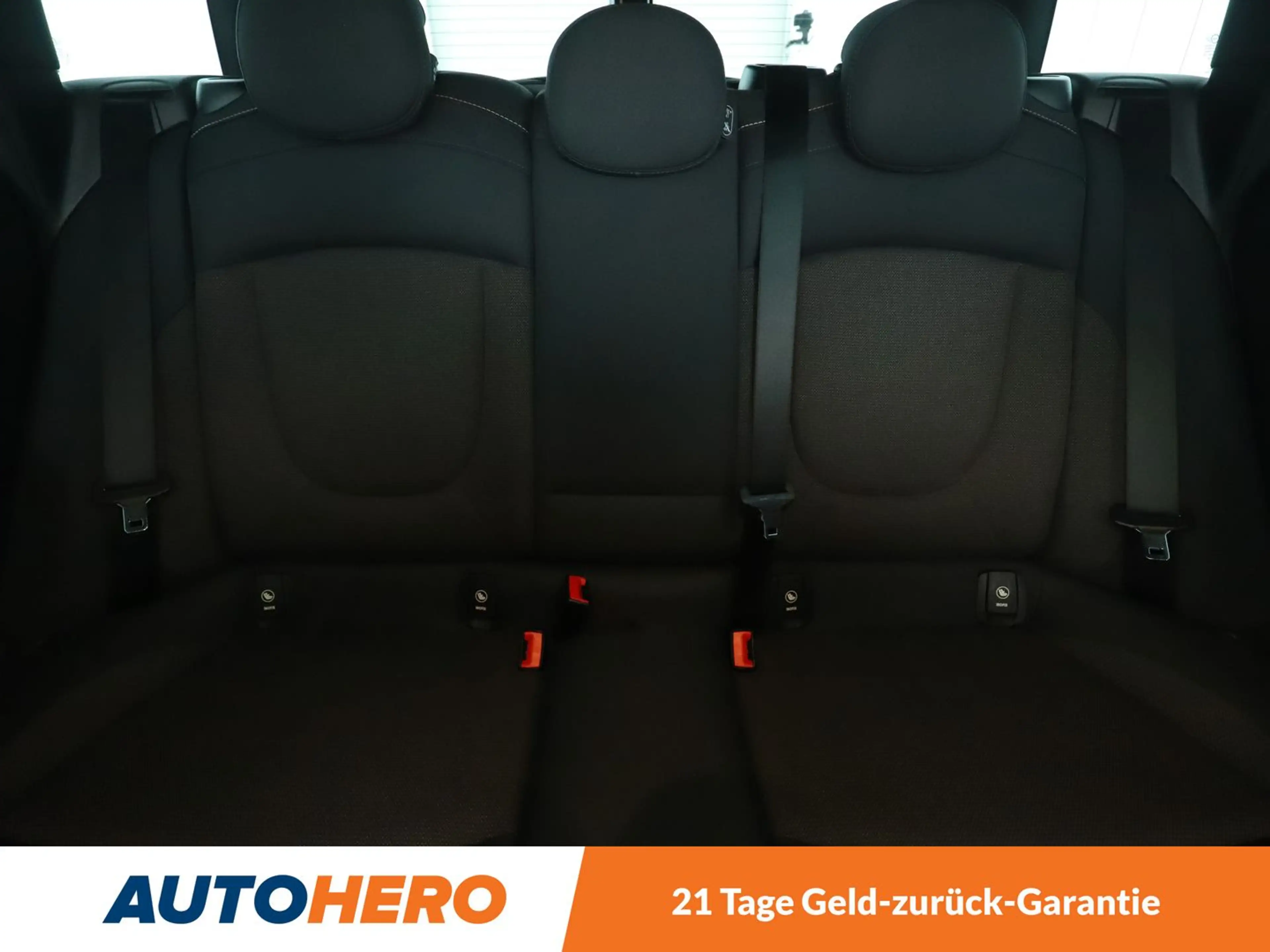 MINI One Clubman One Aut.*NAVI*TEMPO*PDC*SHZ* — photo 15