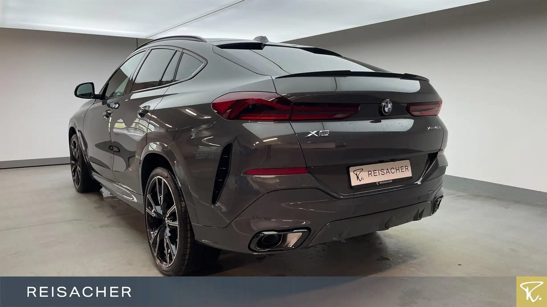 BMW X6 xDrive40d A M-Sport PRO,AHK,el.Sitz+Mem,DAPro siva - 2