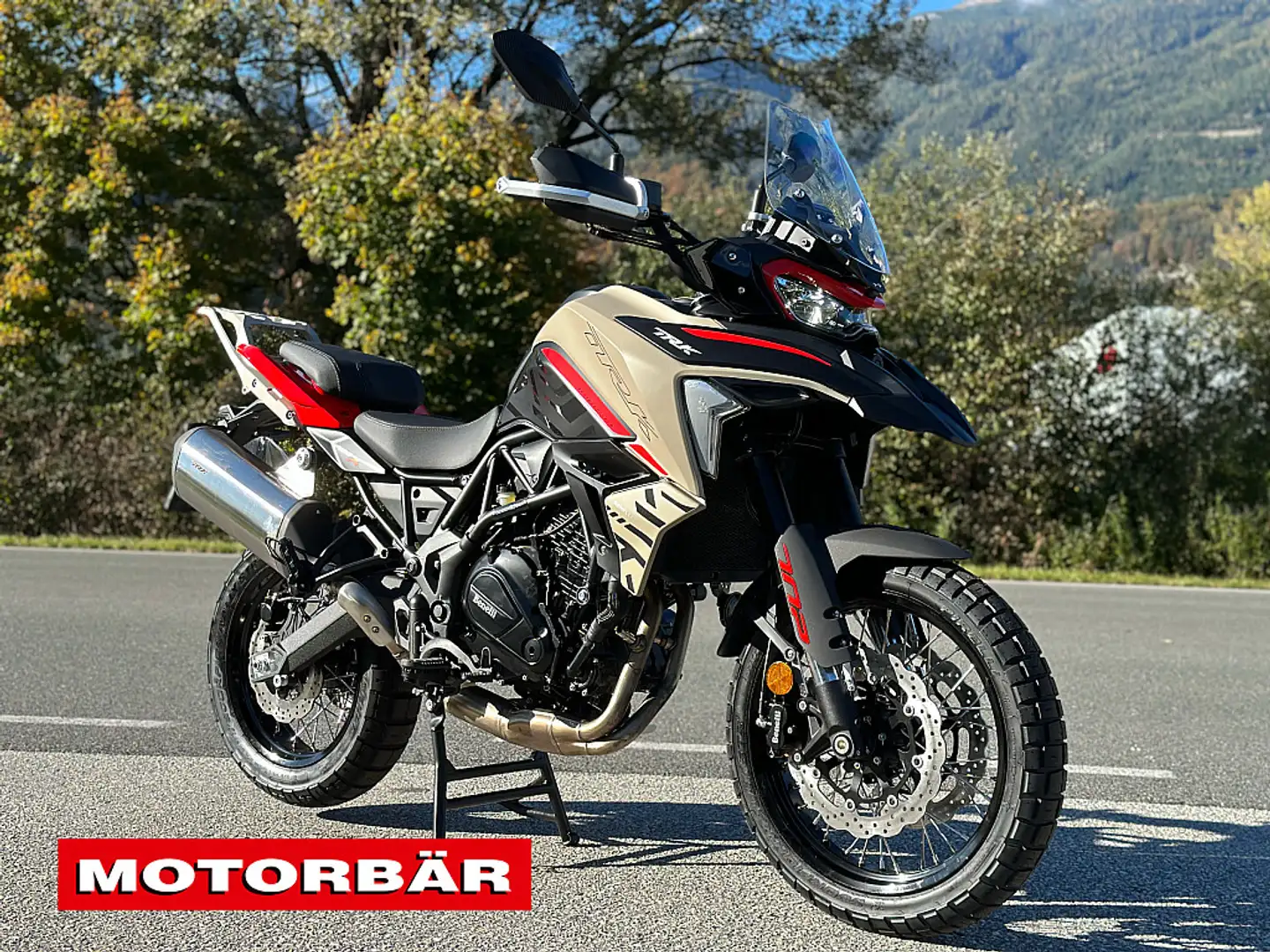 Benelli TRK 702 TRK 702 X - 1