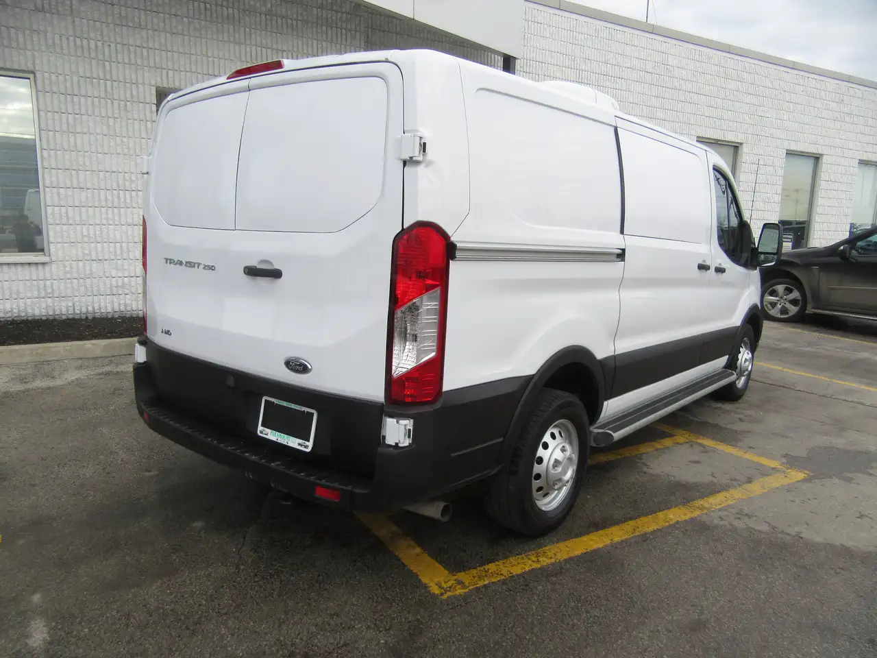 Ford Transit снимка Ford Transit