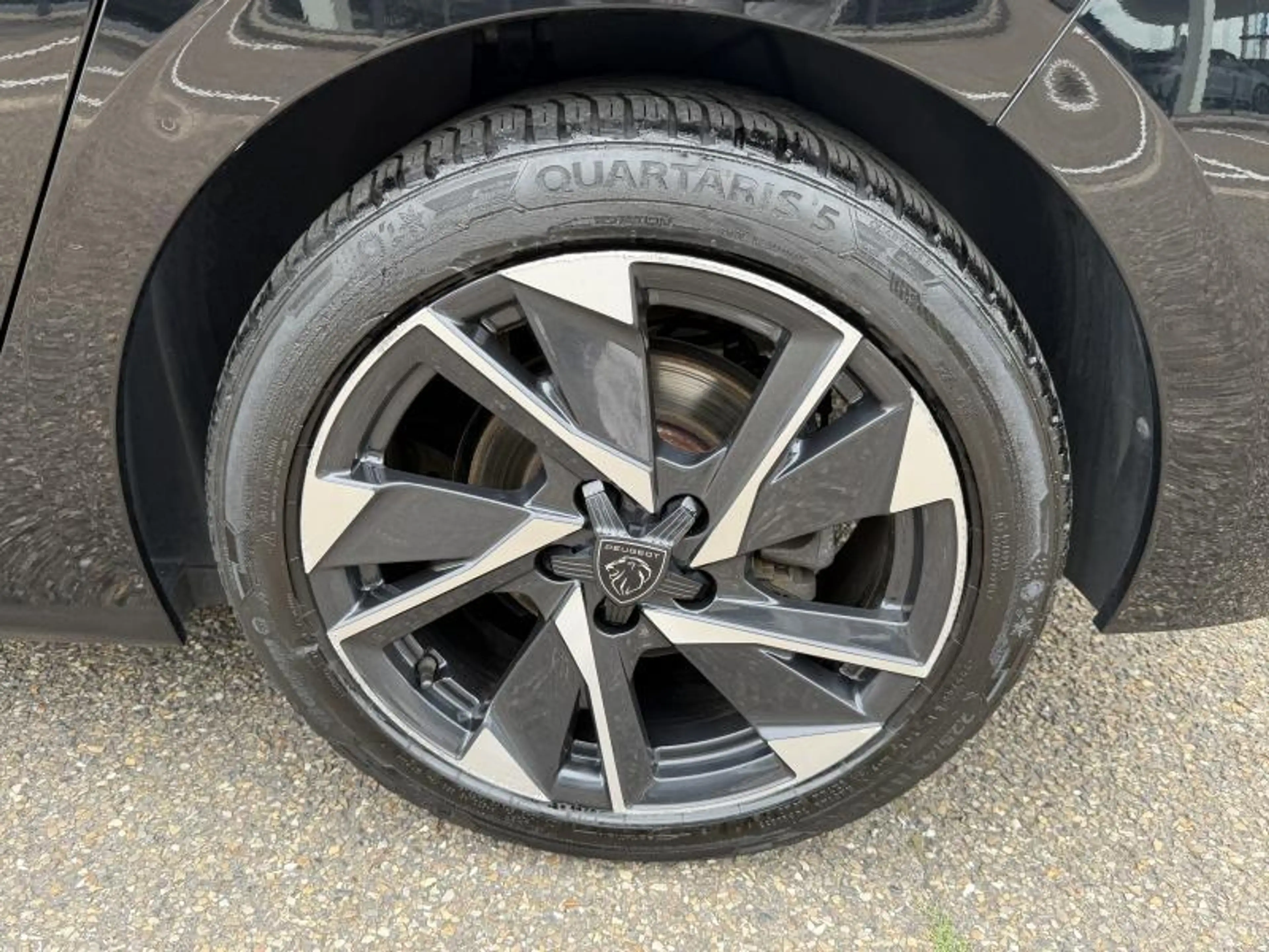 Peugeot 308 III Allure Pack — photo 12
