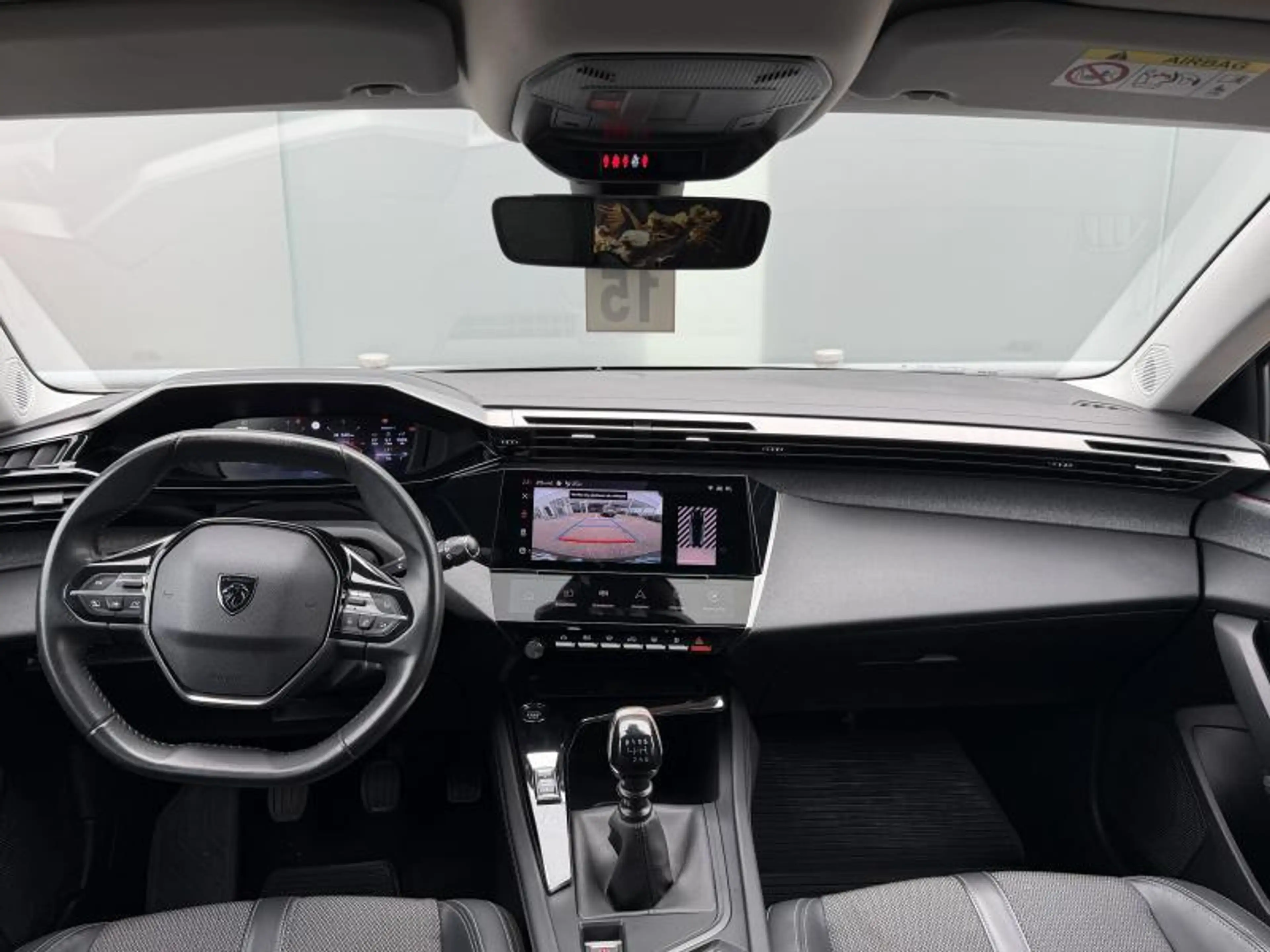 Peugeot 308 III Allure Pack — photo 7