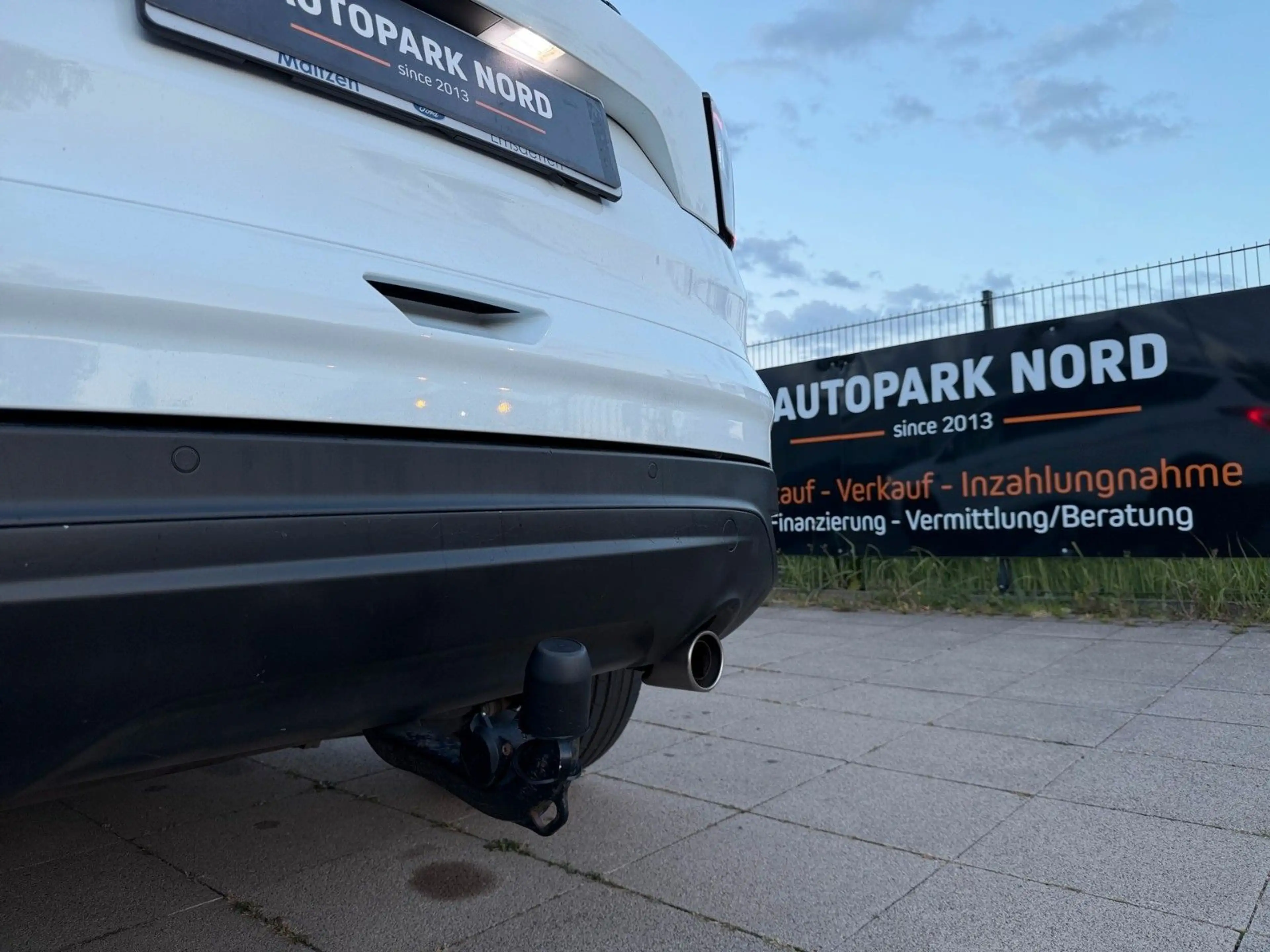Ford Kuga 4x4 Aut. Titanium/1.HAND/AHK/LED/SHZ/TEMP — photo 10