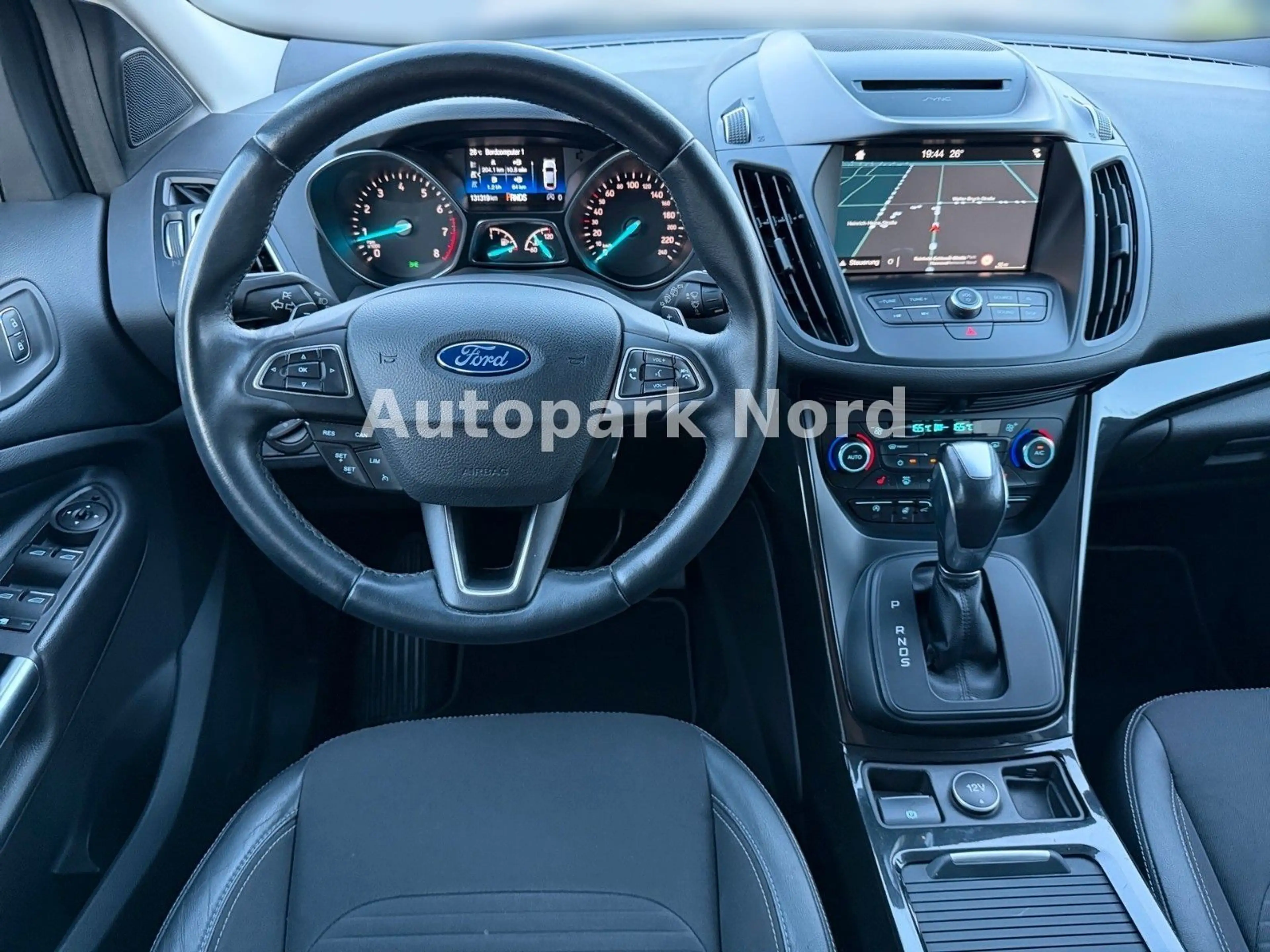Ford Kuga 4x4 Aut. Titanium/1.HAND/AHK/LED/SHZ/TEMP — photo 11