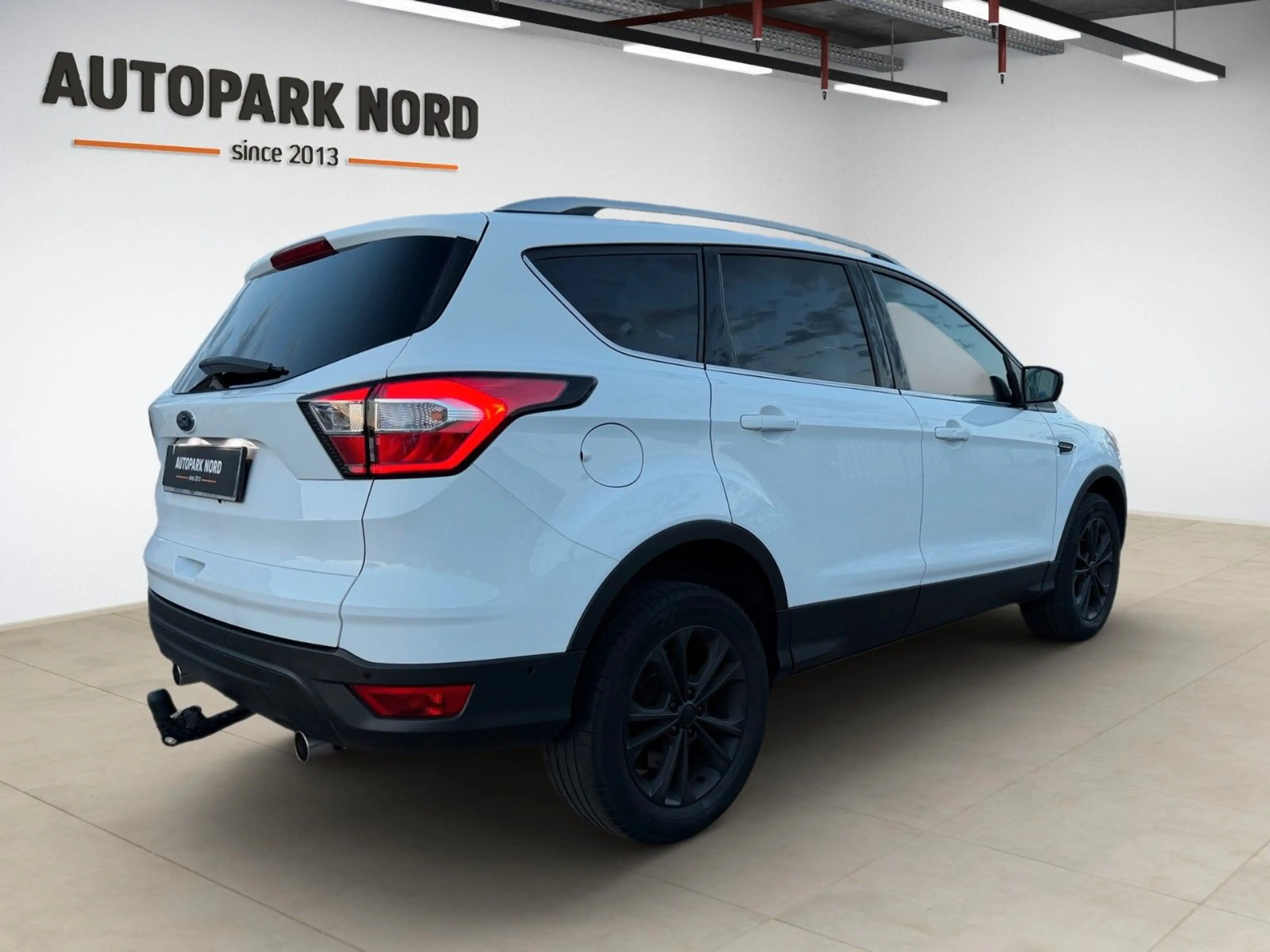 Ford Kuga 4x4 Aut. Titanium/1.HAND/AHK/LED/SHZ/TEMP — photo 4