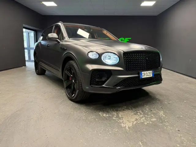 Bentley Bentayga Bentayga EWB 4.0 V8 Azure First Edition auto