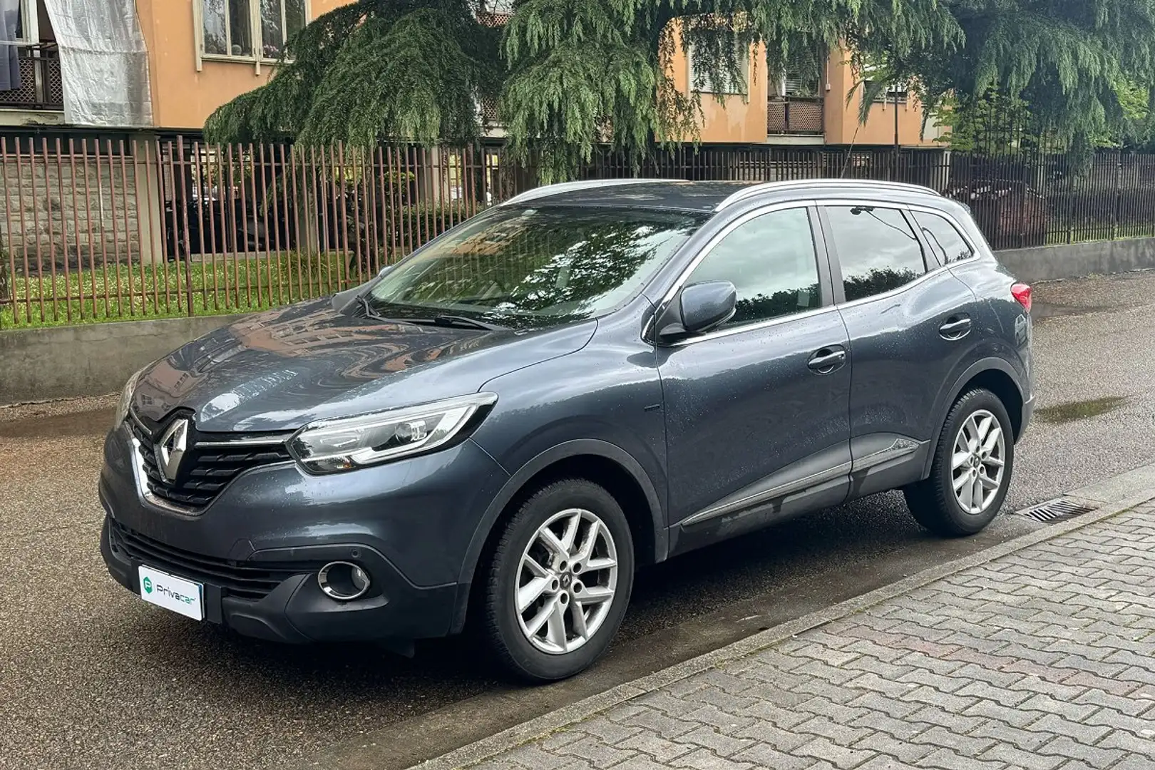Renault Kadjar dCi 8V 110CV EDC Energy Hypnotic Серебристый - 1