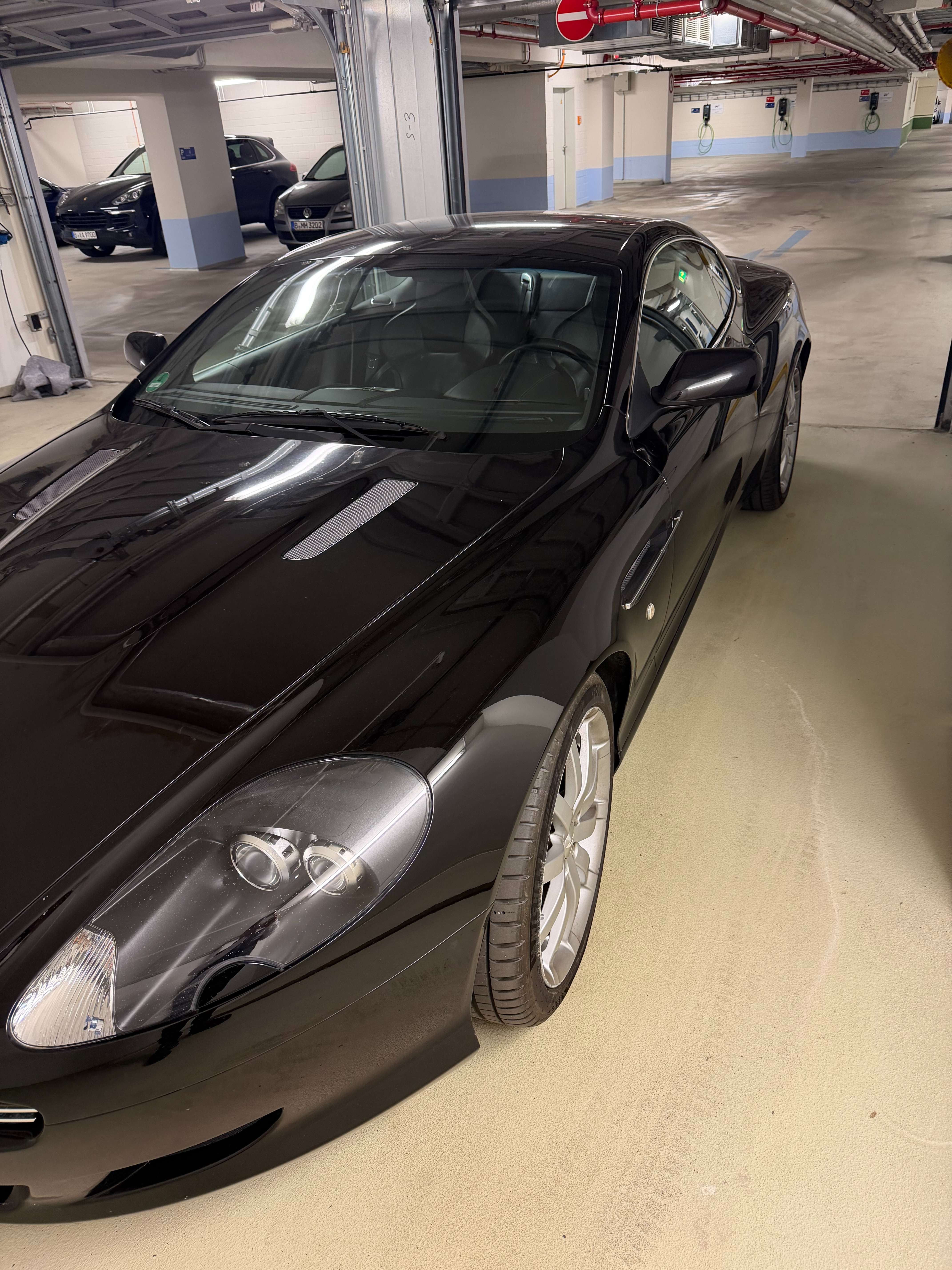Használt Aston Martin Db9 5.9