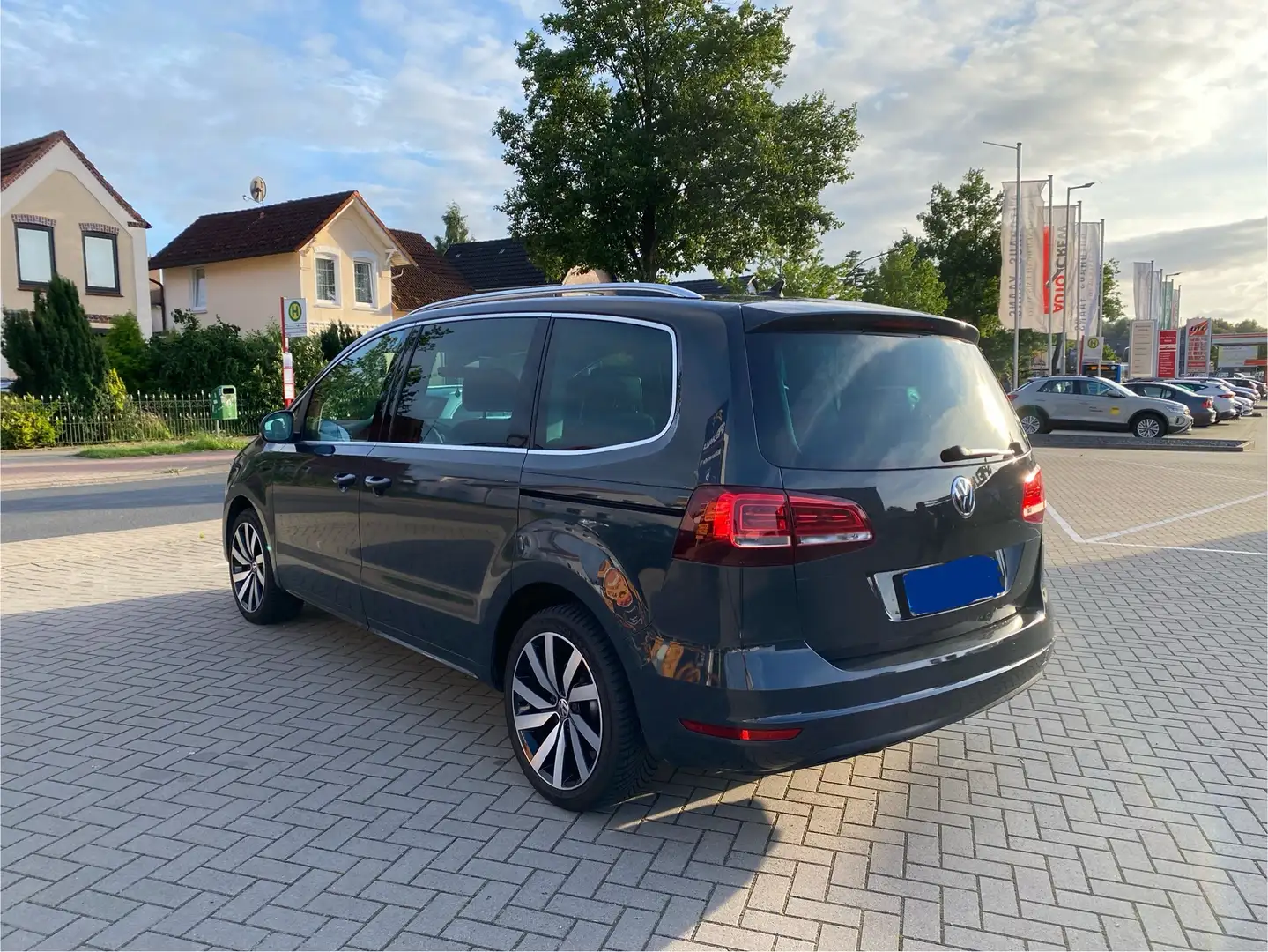 Volkswagen Sharan 2.0 TDI DSG Join Grau - 1