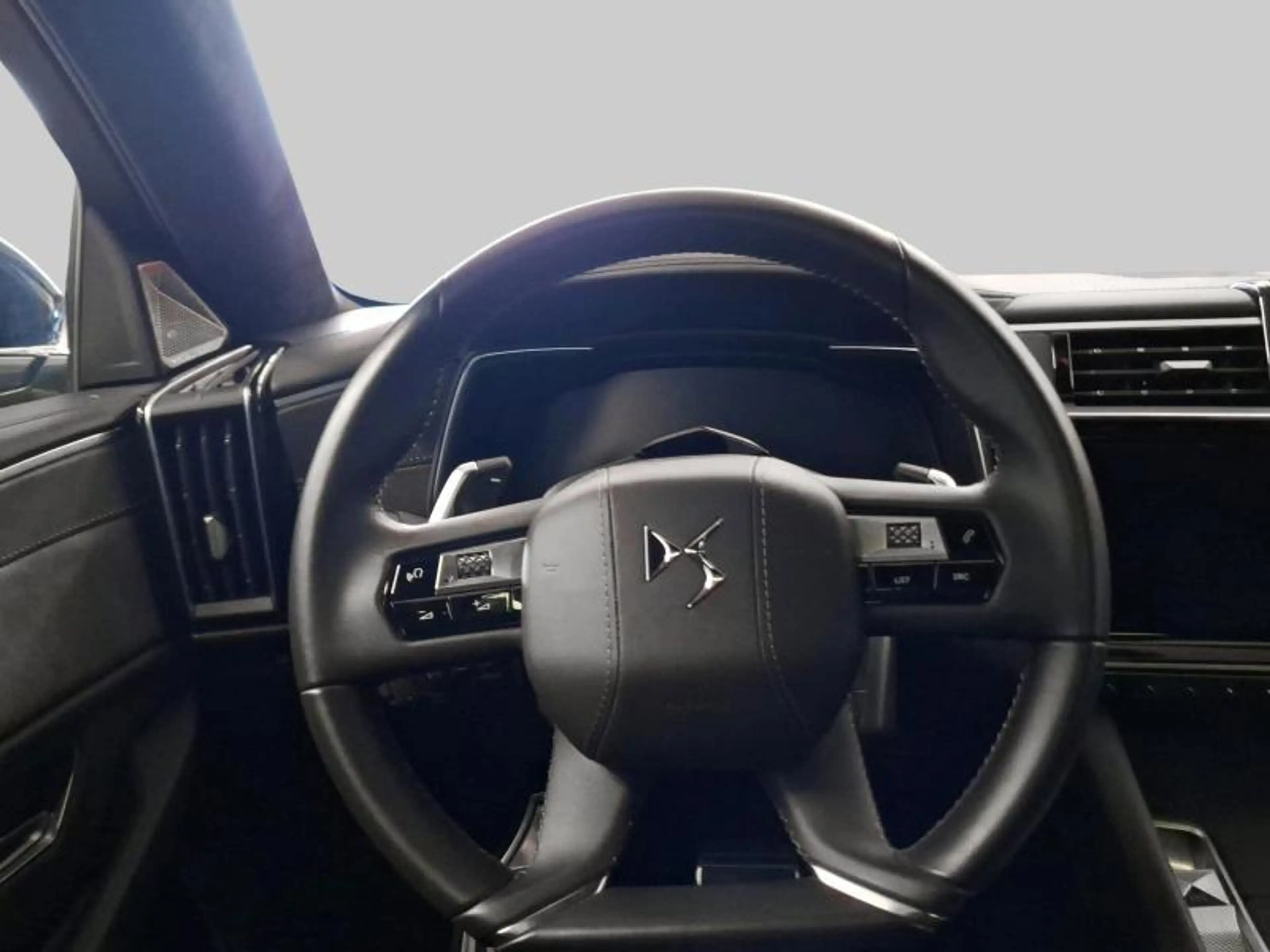 DS Automobiles DS 9 E-Tense Rivoli + — photo 14