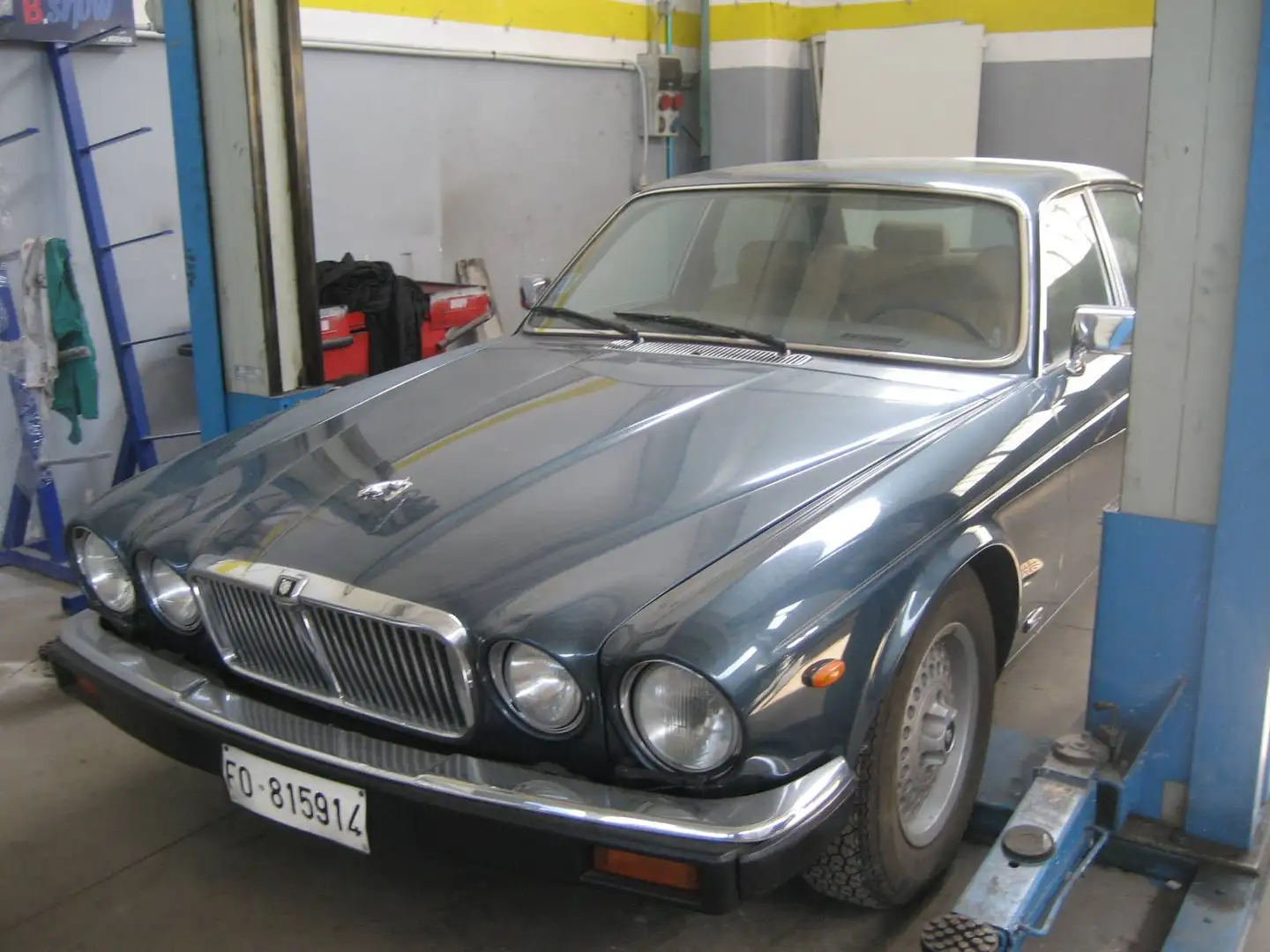 Jaguar Sovereign 4.2 Grün - 2