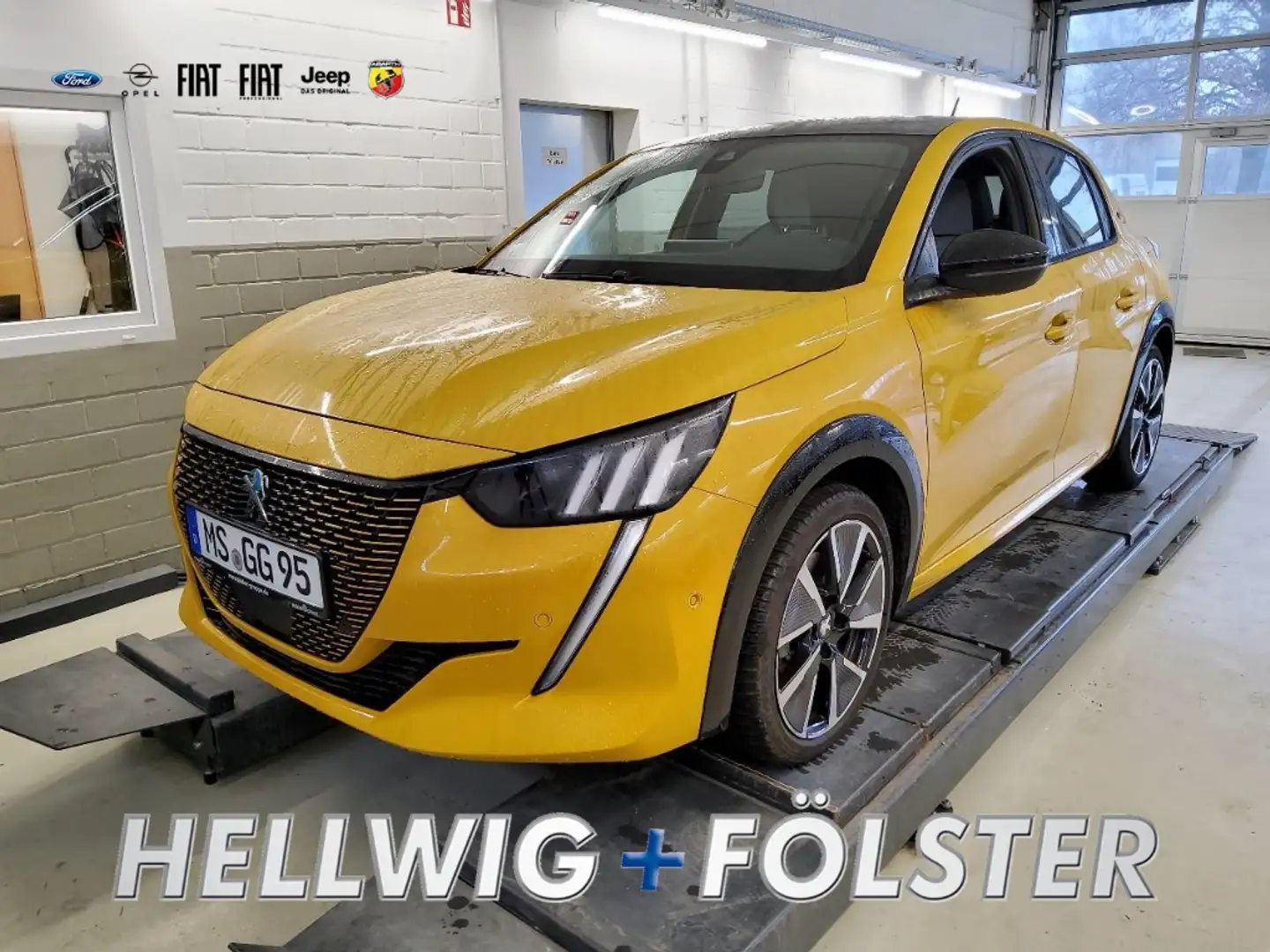 Peugeot 208 50kWh GT 11kW-Charger SHZ Kamera Navi PDCv+h Gelb - 1