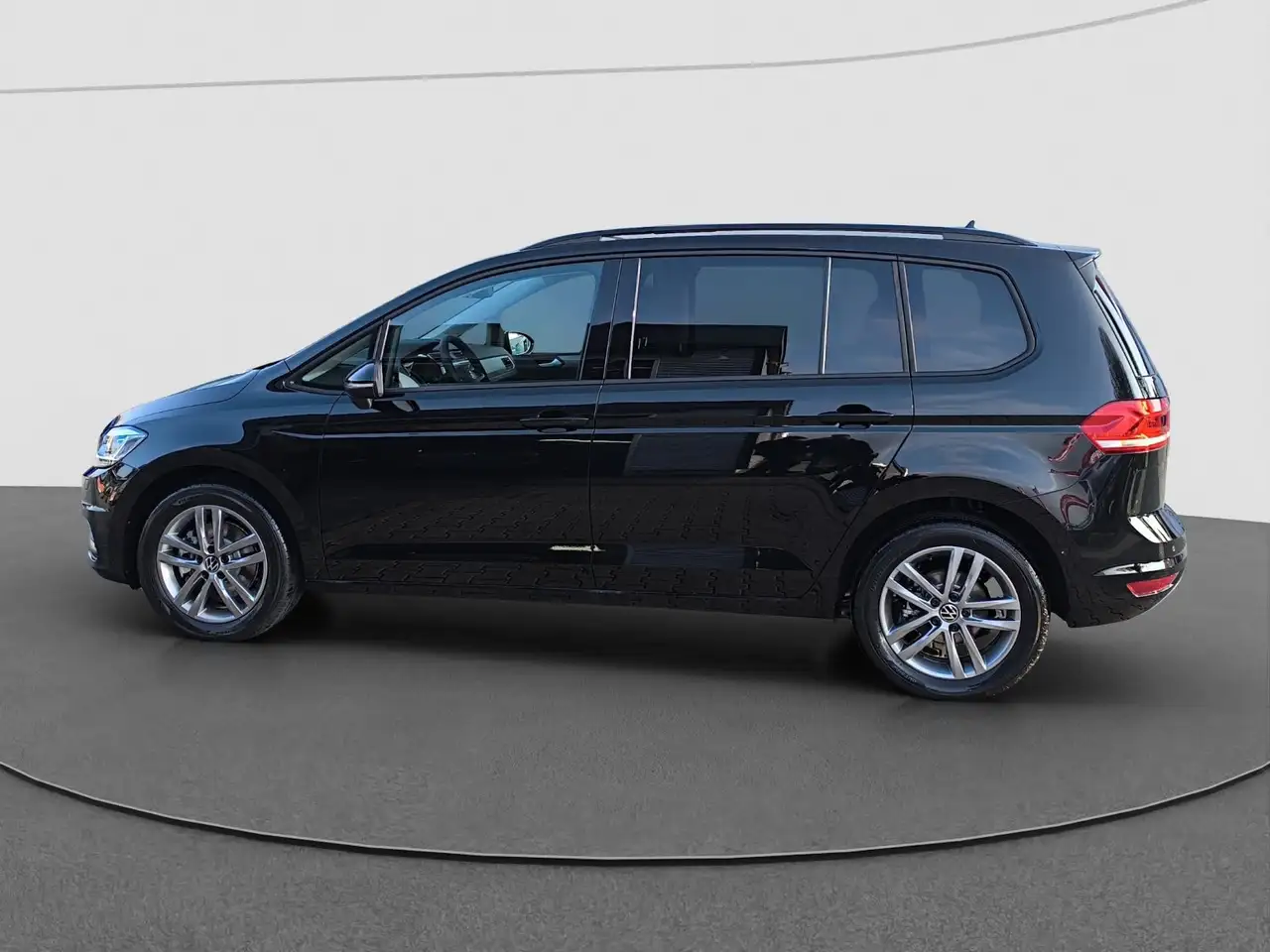 Volkswagen Touran 1.5 TSI DSG Comfortline AHK NAVI RFK 7