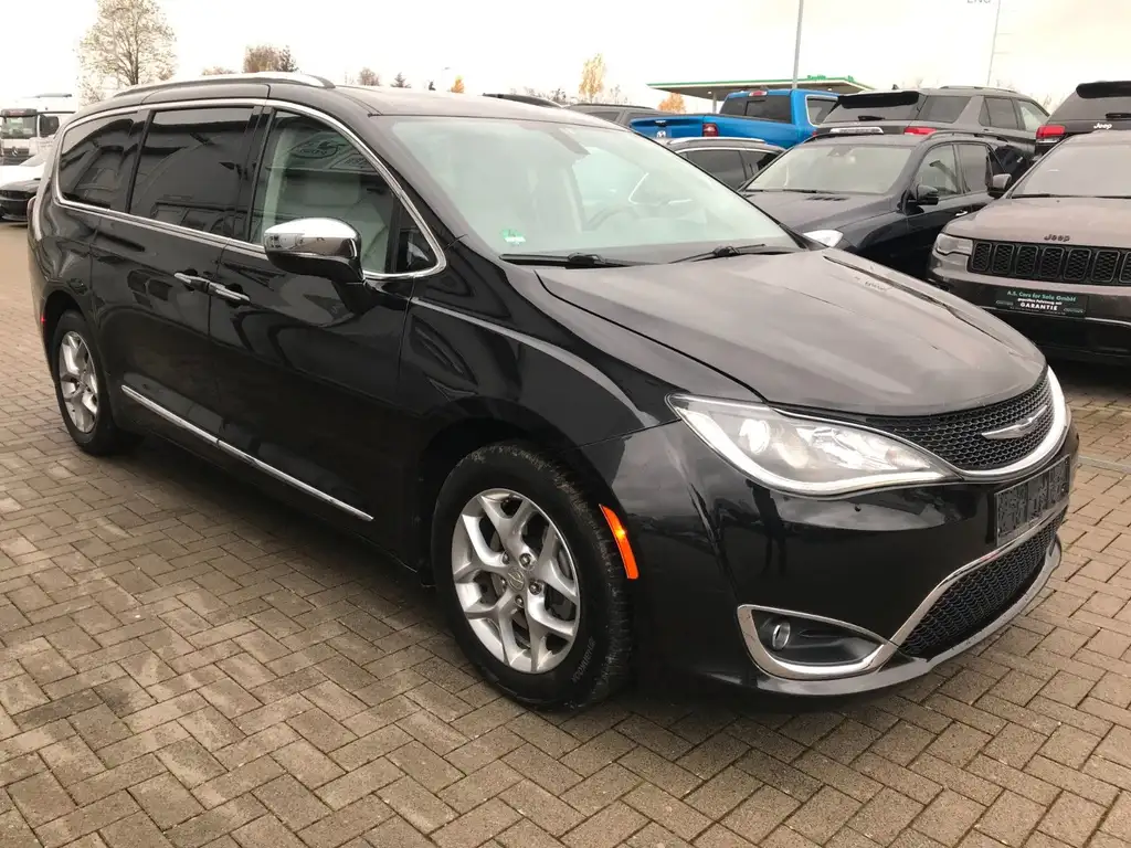 Chrysler Pacifica