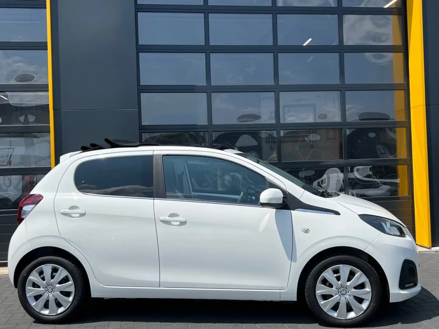 Peugeot 108 1.0 e-VTi Active Top Cabrio Dak 75.000 km Blanco - 2