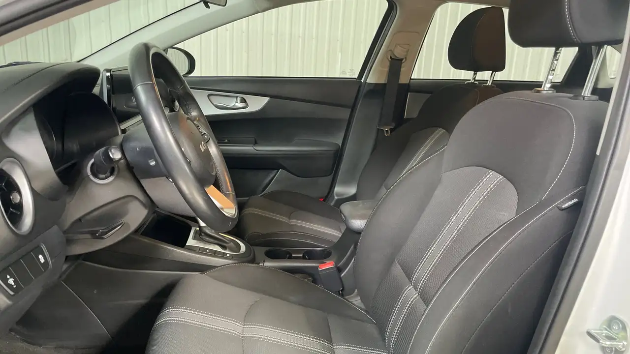Kia Forte снимка Kia Forte