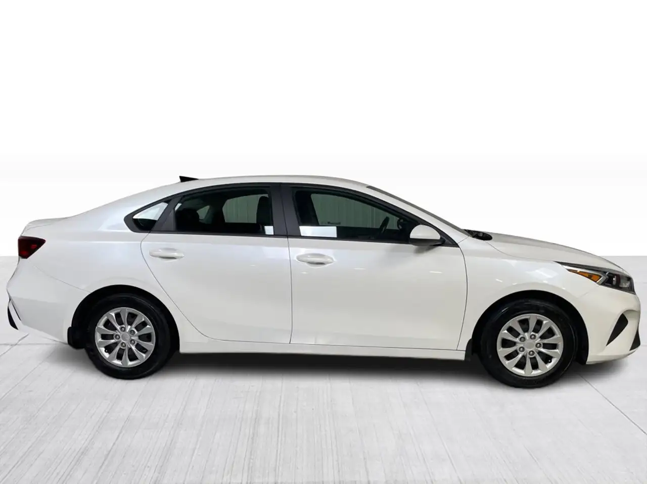 Kia Forte снимка Kia Forte