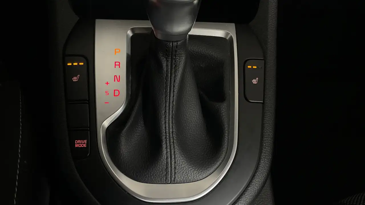 Kia Forte снимка Kia Forte