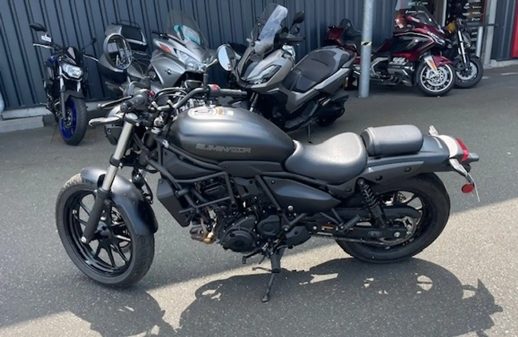 Kawasaki Negro - 2
