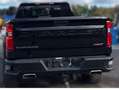 Chevrolet Silverado Schwarz - thumbnail 2