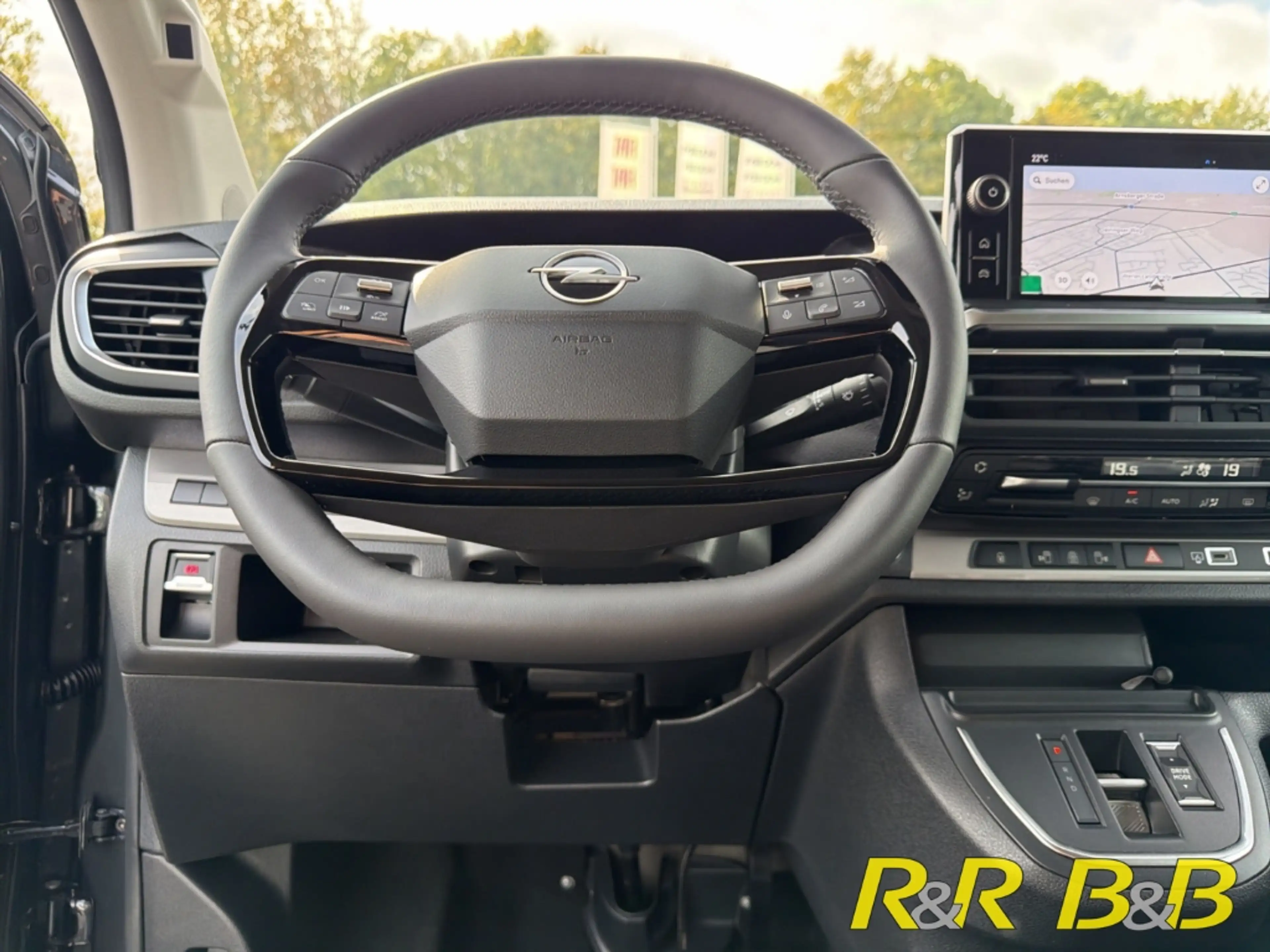 Opel Zafira Life Edition M KOMBI L2 H1 AHK-abnehmbar Navi Digitales — photo 12