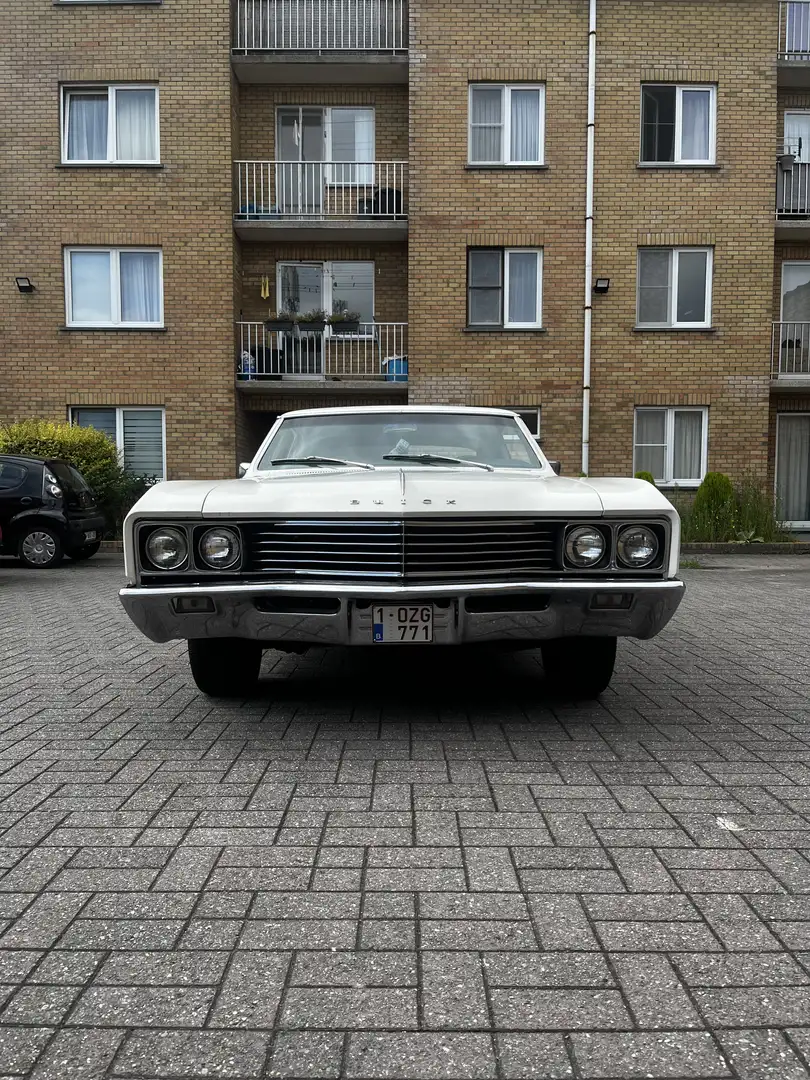 Buick Skylark lux édition - 1