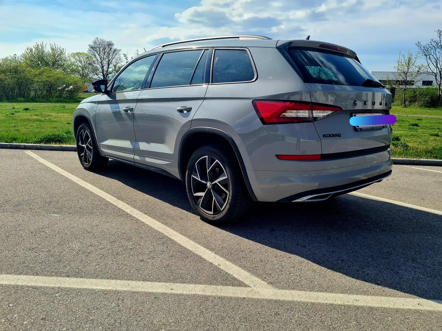 Skoda Kodiaq 2,0 TDI SCR 4x4 Sportline 7 Sitze DSG - 2