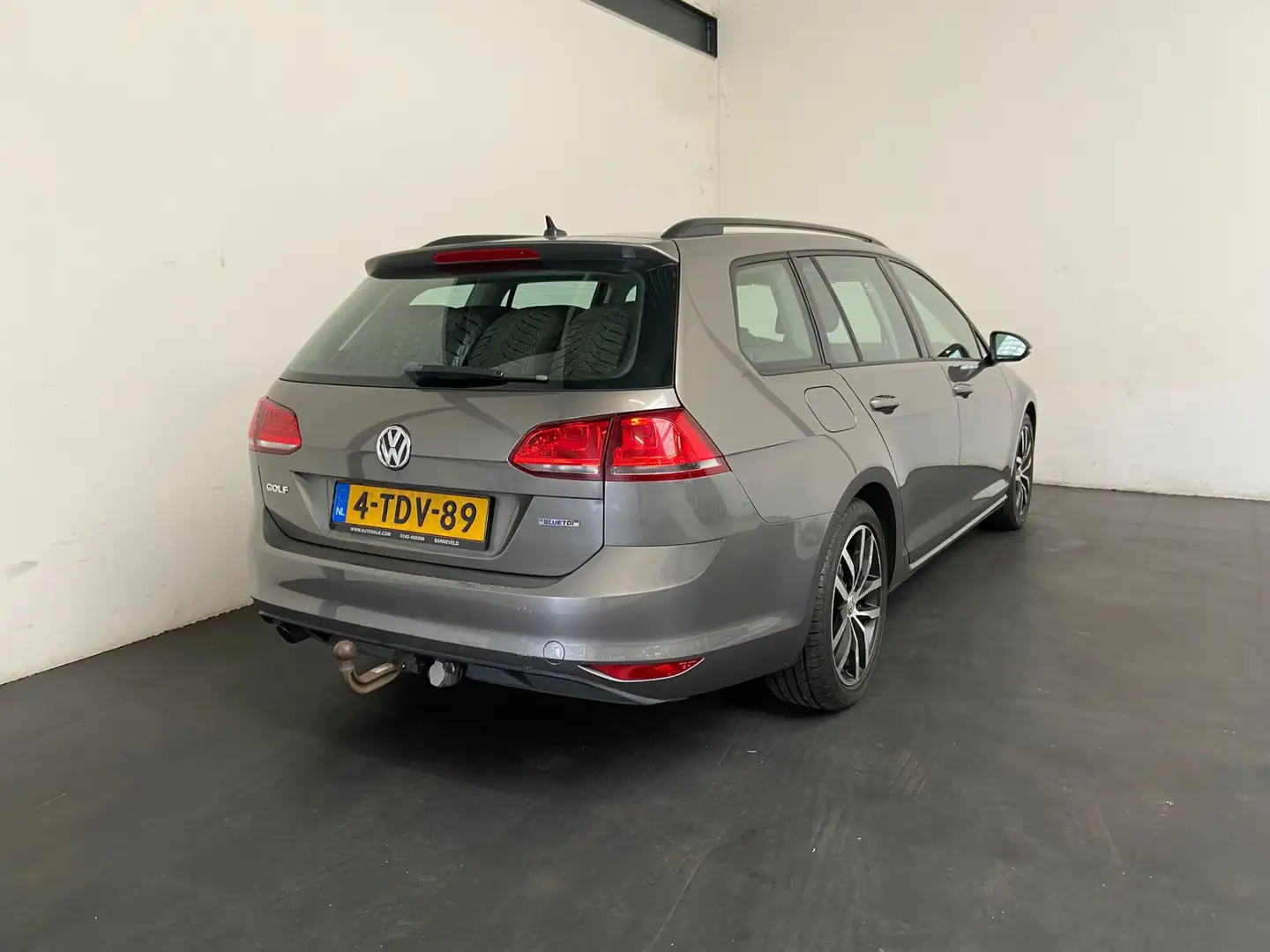 Volkswagen Golf Variant 1.6 TDI Comfortline Grey - 2