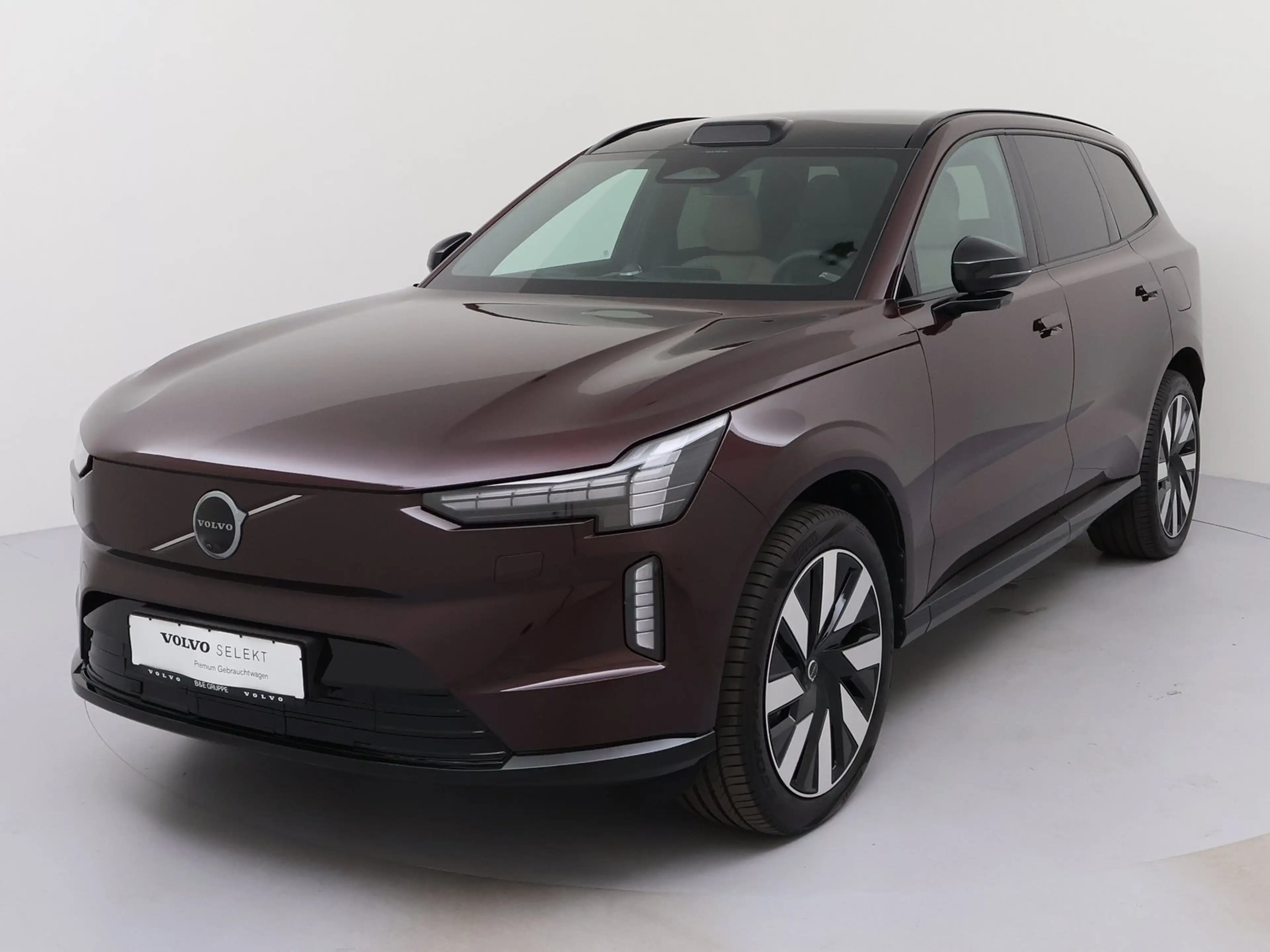 Volvo EX90 Plus Pure Electric AWD LED PANO 6-SITZER